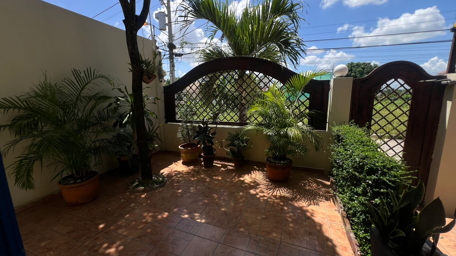 casas - Casa en Venta en Res Cerrado en el Km 14 Aut. D. 7