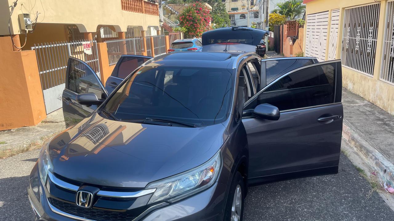 jeepetas y camionetas - VENDO HONDA MODELO CRV, POCO USO ESTA COMO NUEVA  7