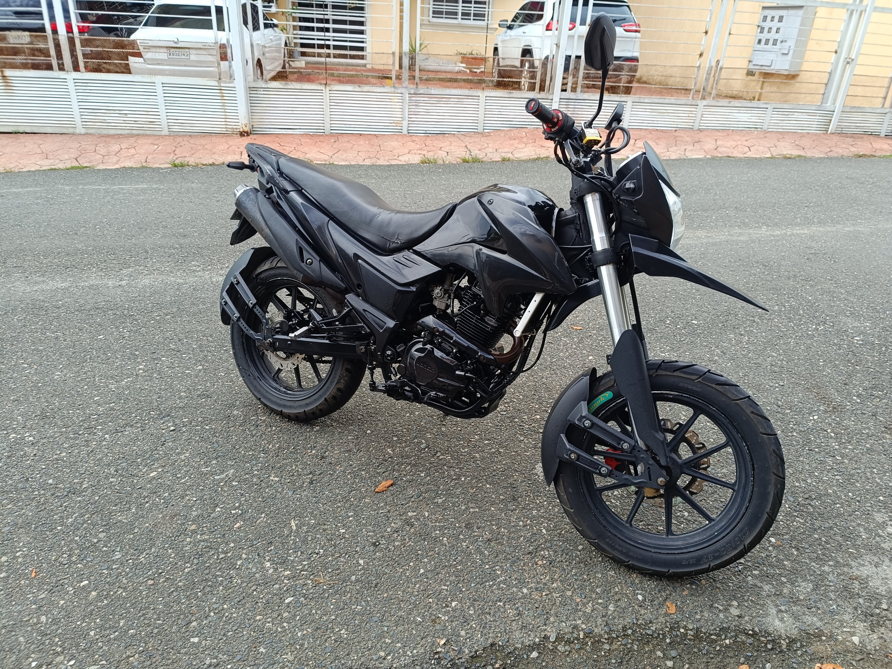 motores y pasolas - Loncin Seven 250cc 3