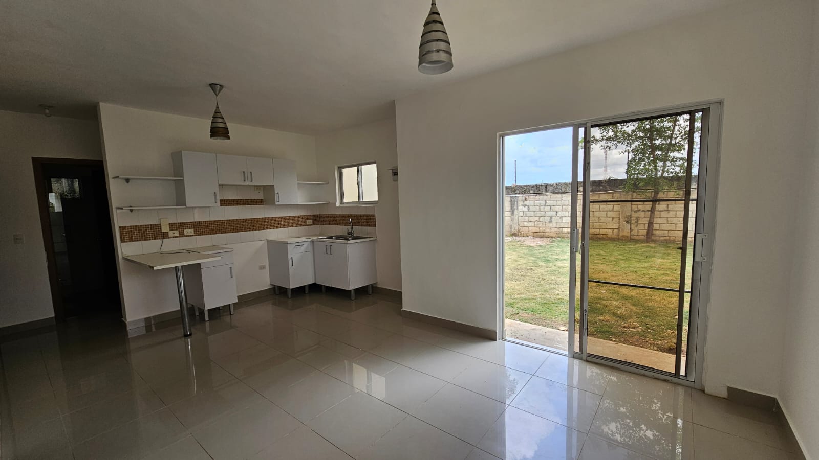 casas - Rento Casa de 3 habitaciones, Punta Cana. 1