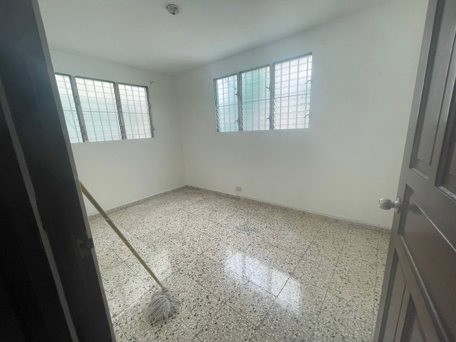 oficinas y locales comerciales - Alquiler propiedad comercial 2