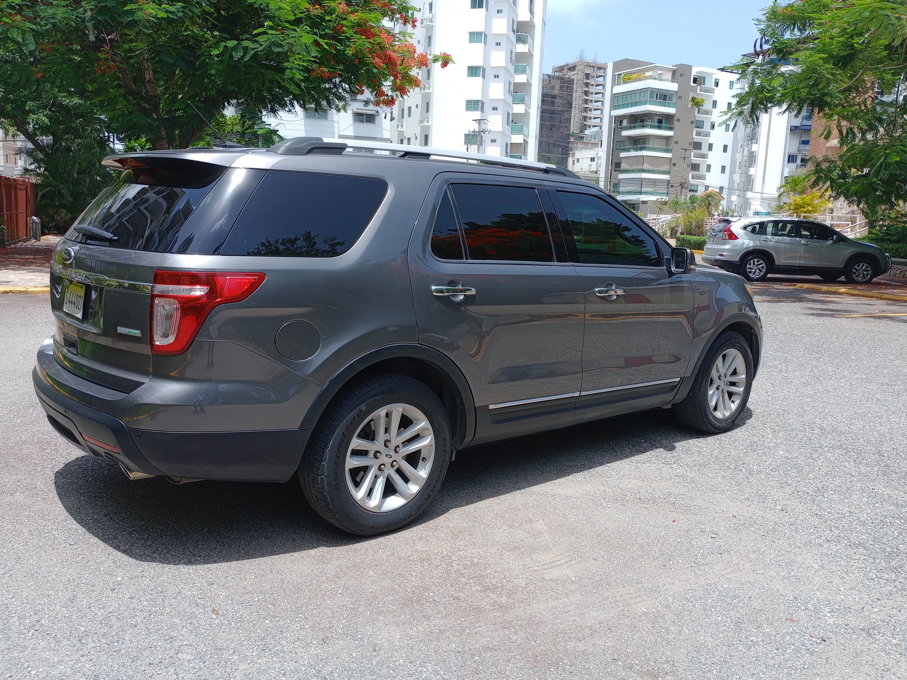 jeepetas y camionetas - Ford Explorer XLT 2013 3