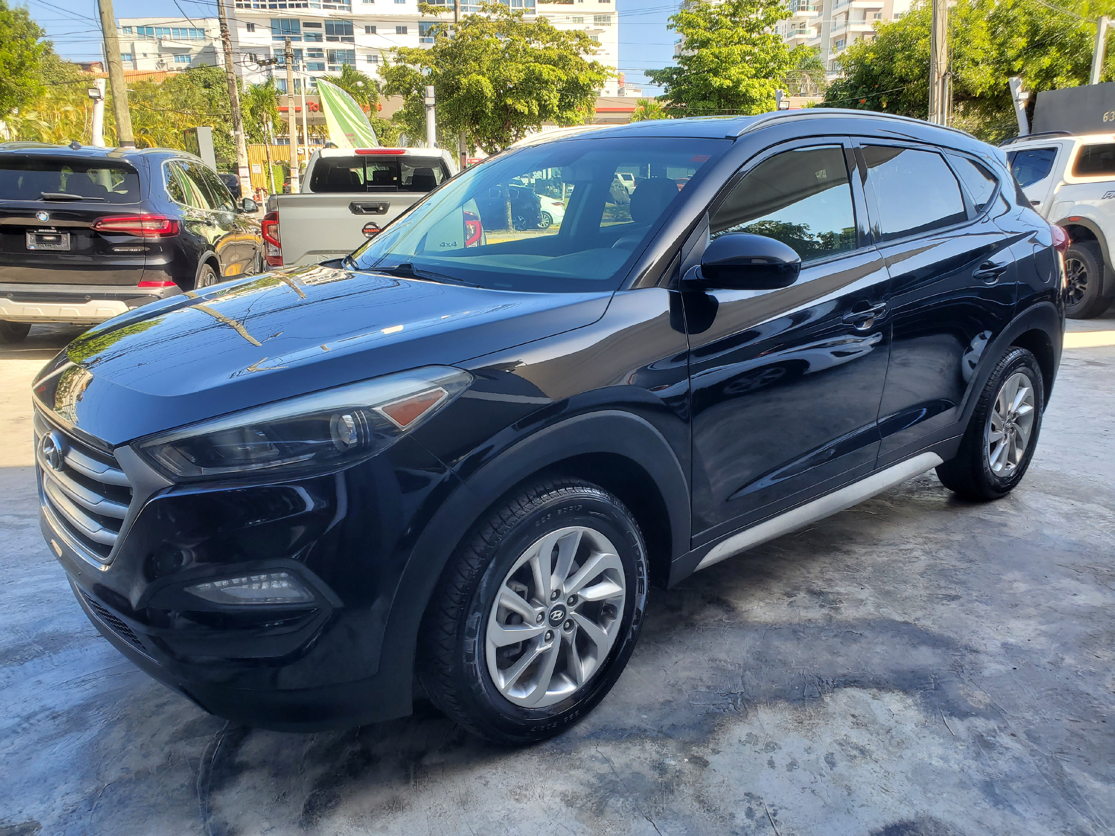 jeepetas y camionetas - Hyundai Tucson SE 2018 2