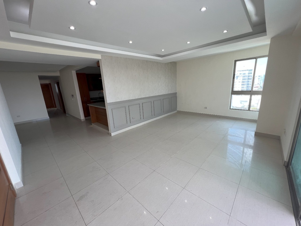 apartamentos - Apartamento espacioso y con balcón disponible en Bella Vista  0