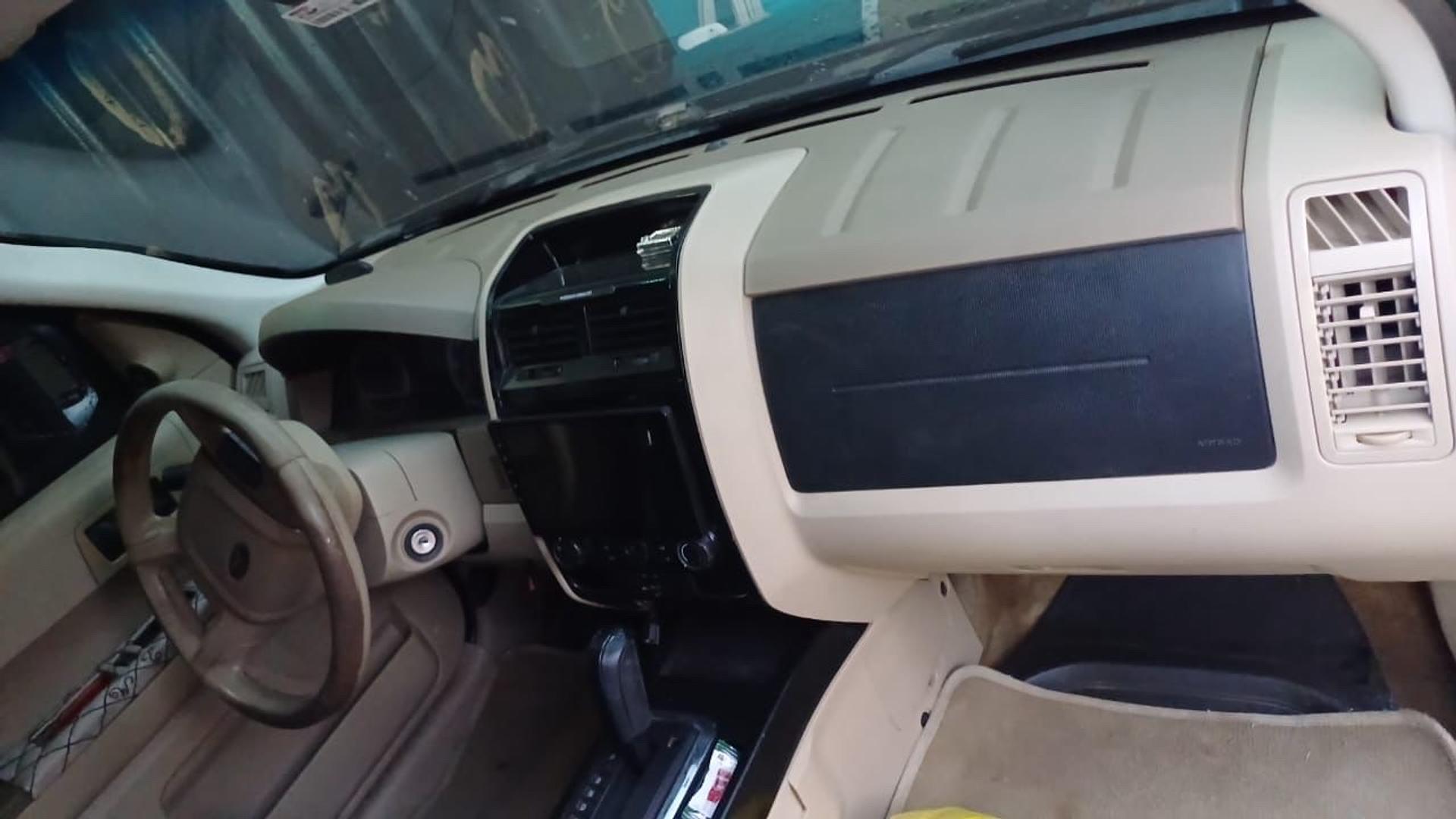 jeepetas y camionetas - jeepeta Ford scape 2008 2