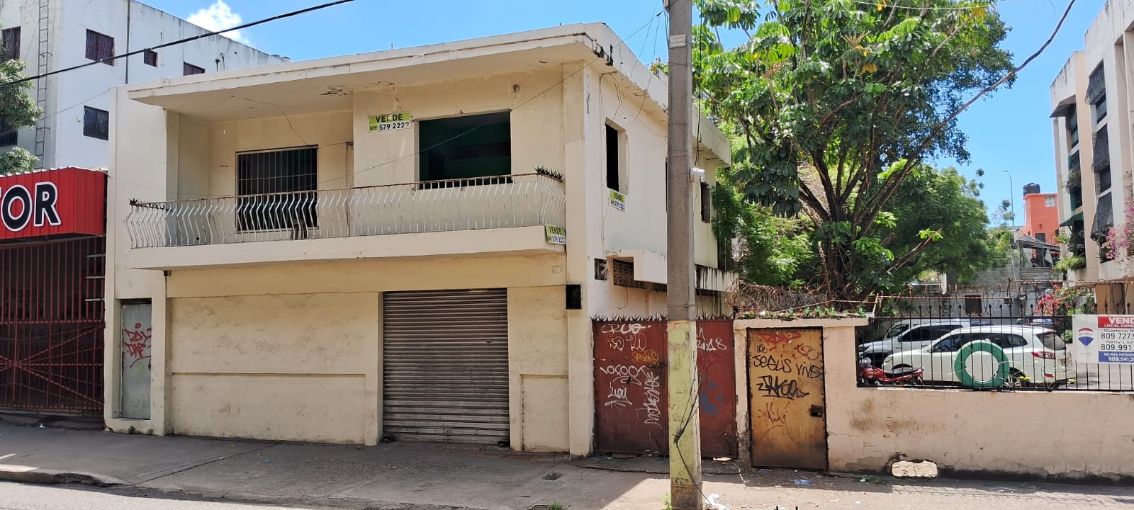 oficinas y locales comerciales - En Venta AV. 27 DE FEBRERO Amplio Local / Solar 2