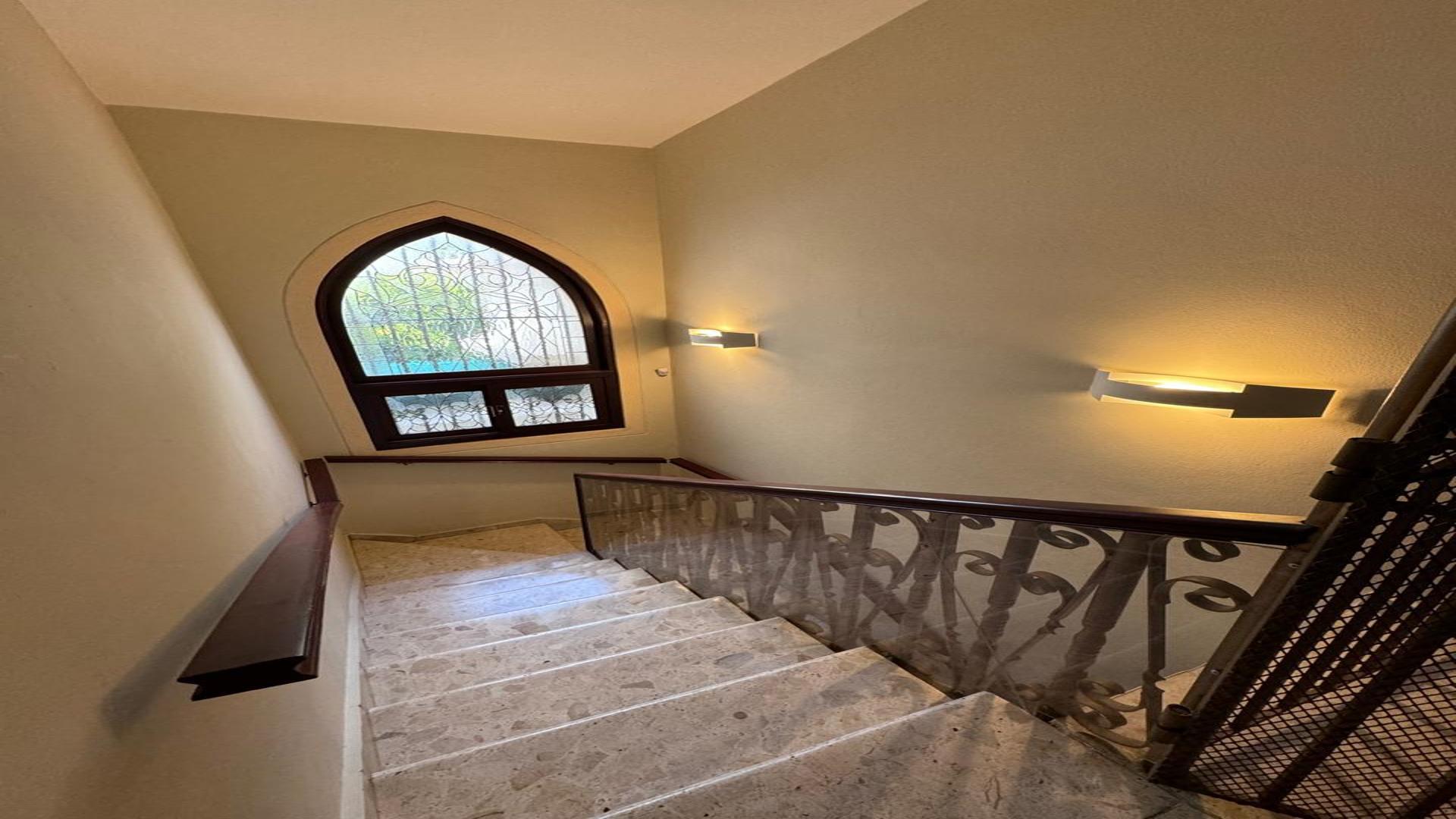 casas - Casa en Alquiler de 4 habitaciones en Paraiso 4