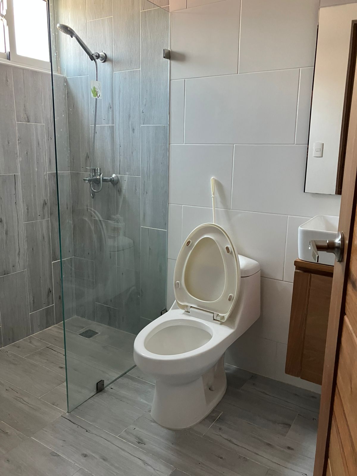 apartamentos - 031-D APTO. EN BUENOS AIRES DEL MIRADOR, SANTO DOM 2