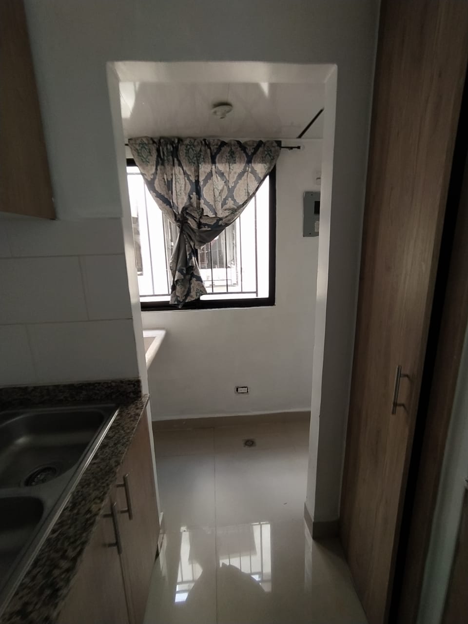 apartamentos - Se renta Apto Ave Ecologica. 3 Hab. 2 Banos. 4