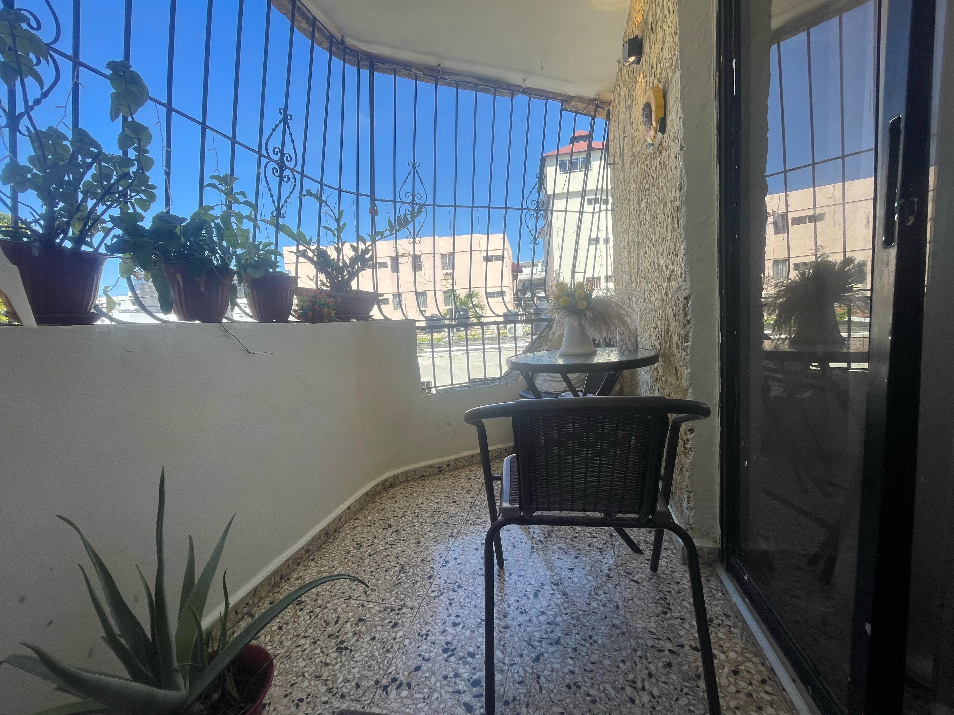 apartamentos - Apartamento clásico en el venta Del Millón DN 2