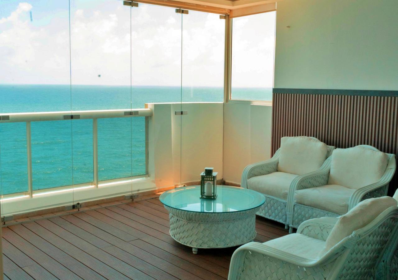 apartamentos - Luxury Oceanfront Apartment on Santo Domingo's Malecón 0