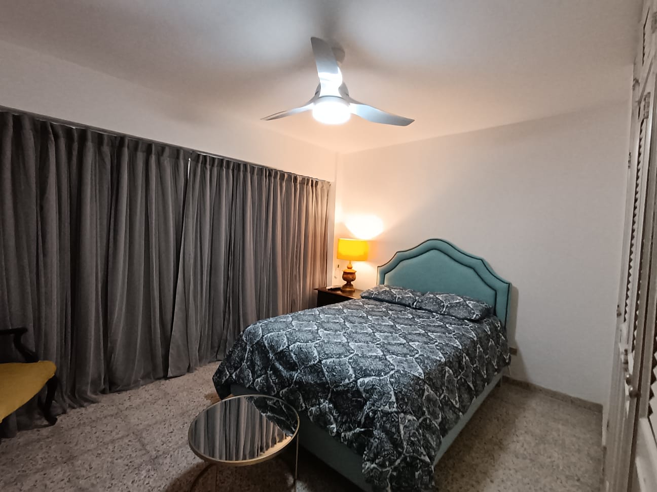 apartamentos -  APTO AMUEBLADO, Ens. NACO,  2 Habs., 3er. Piso, 1 3