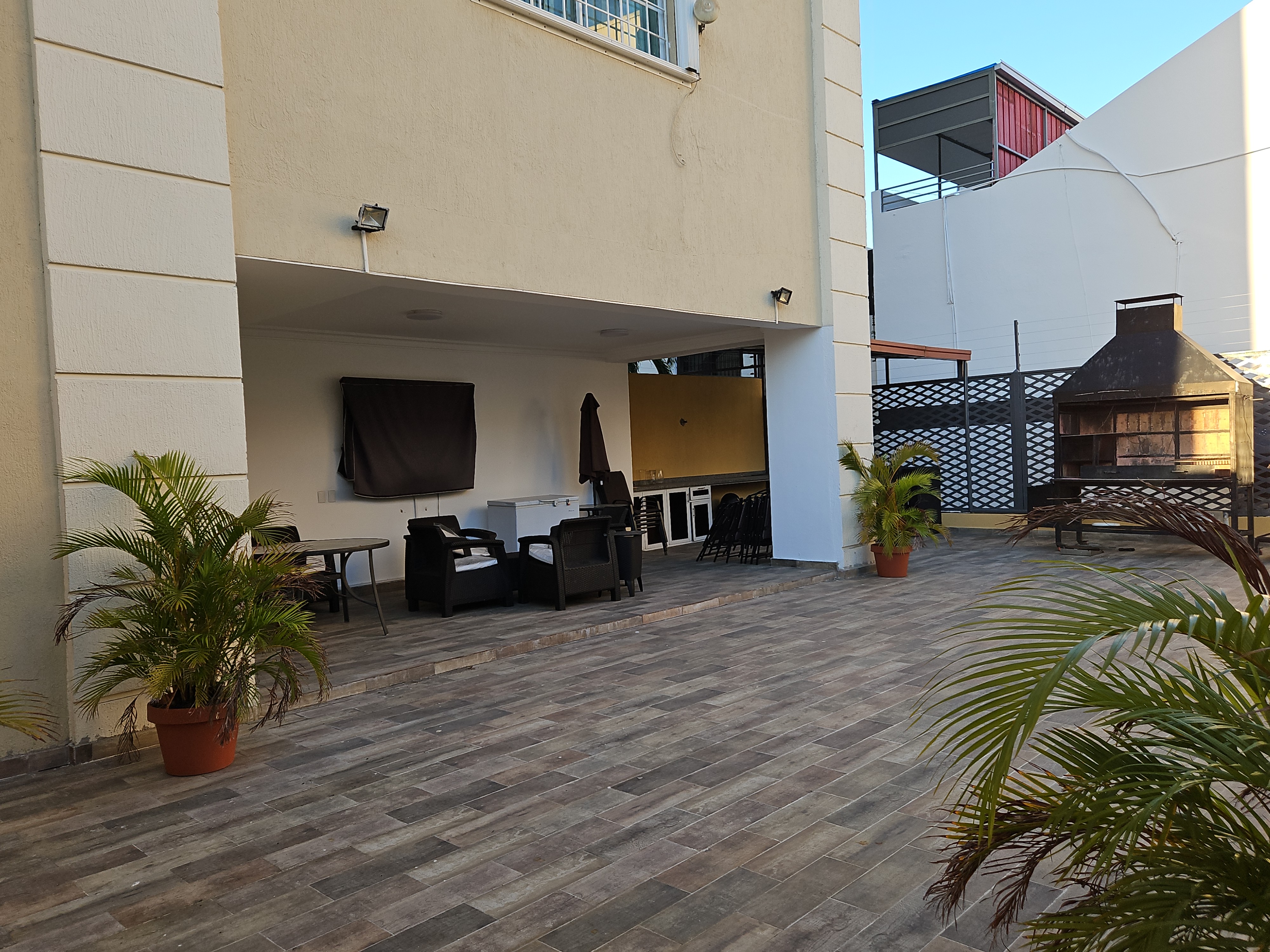 apartamentos - Alquiler de Apartamento en La esperilla Vacio sin Balcon  5