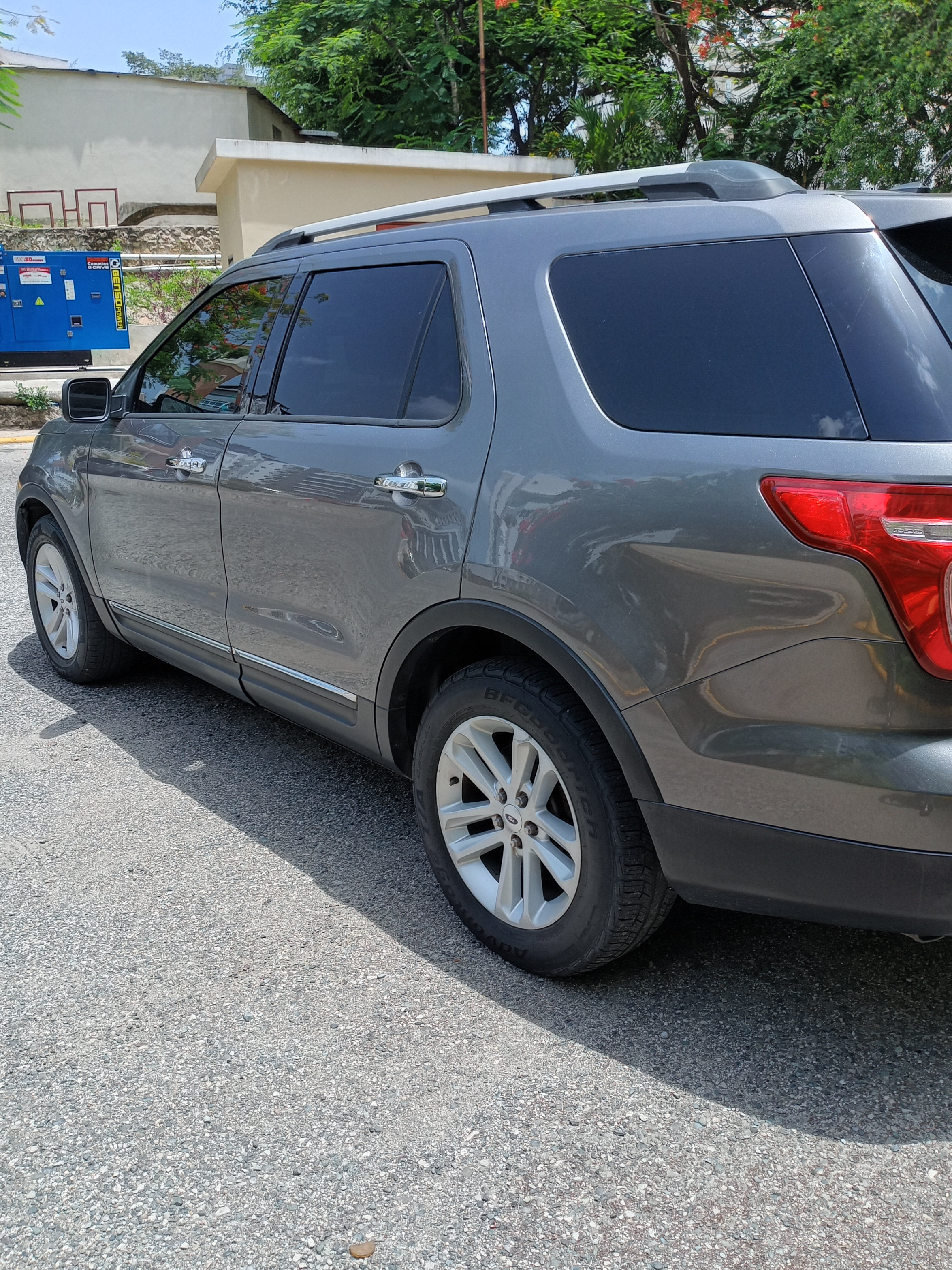 jeepetas y camionetas - Ford Explorer XLT 2013 4