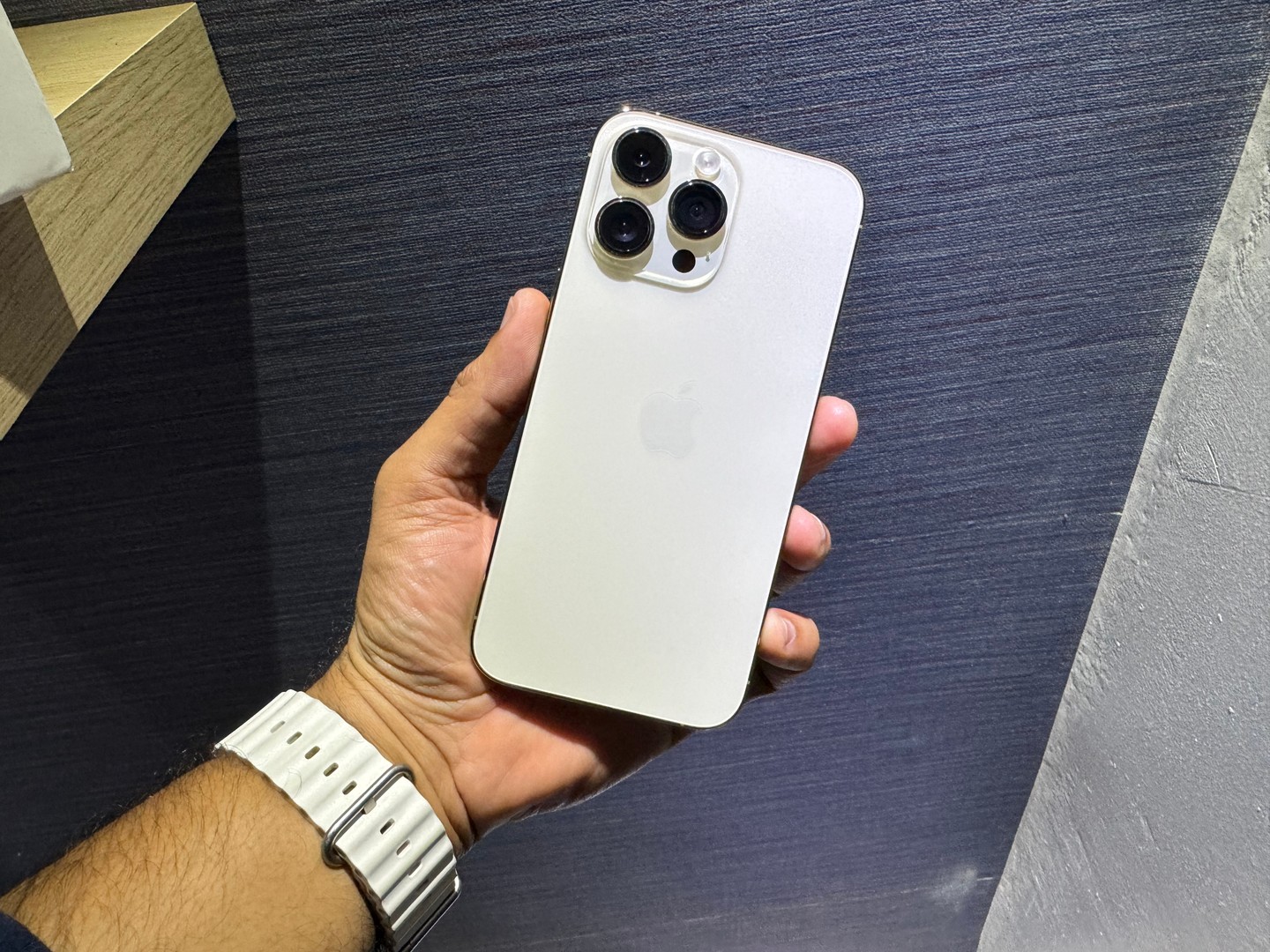 celulares y tabletas - iPhone 14 Pro Max 128GB Silver Como nuevo, Desbloqueado de Fábrica, $ 48,500 NEG
