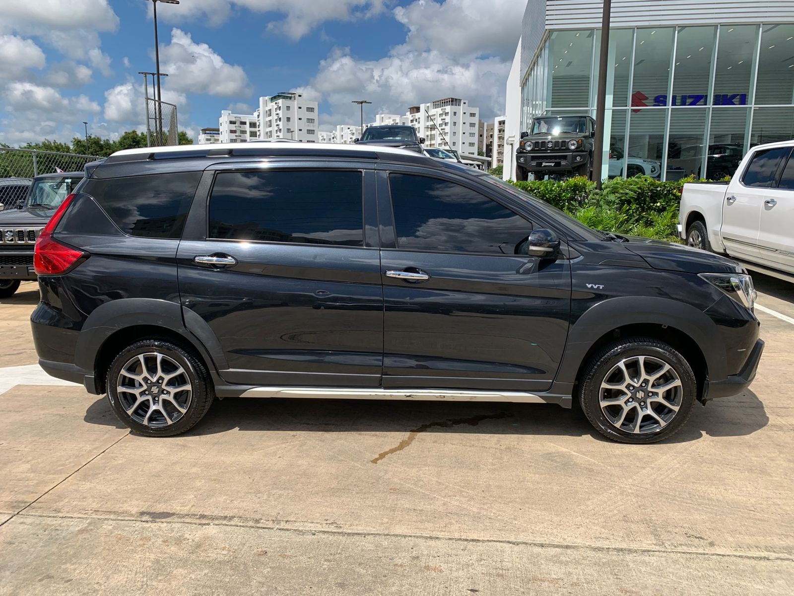jeepetas y camionetas - Suzuki XL7 2023 8