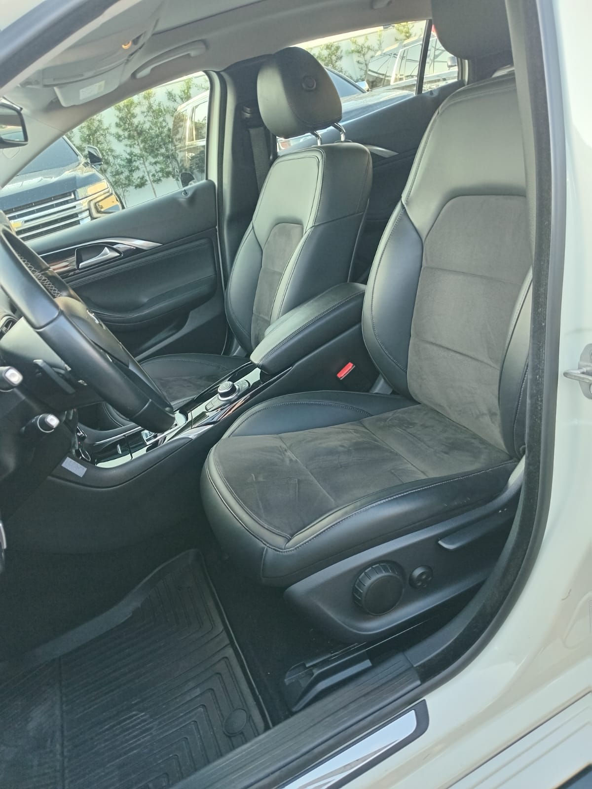 jeepetas y camionetas - Infiniti QX30 2019 1