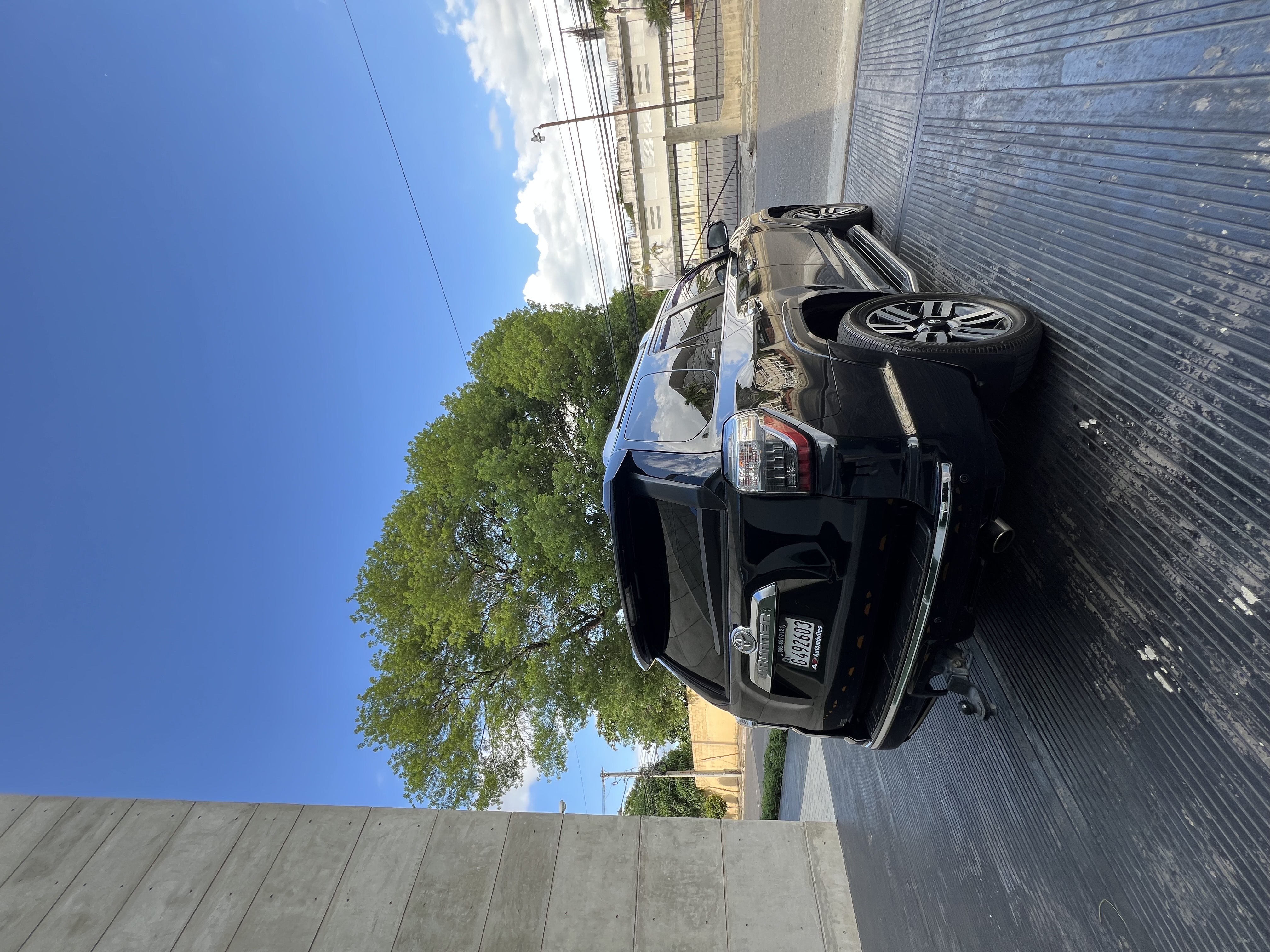 jeepetas y camionetas - Toyota 4-Runner Limited impecable 3