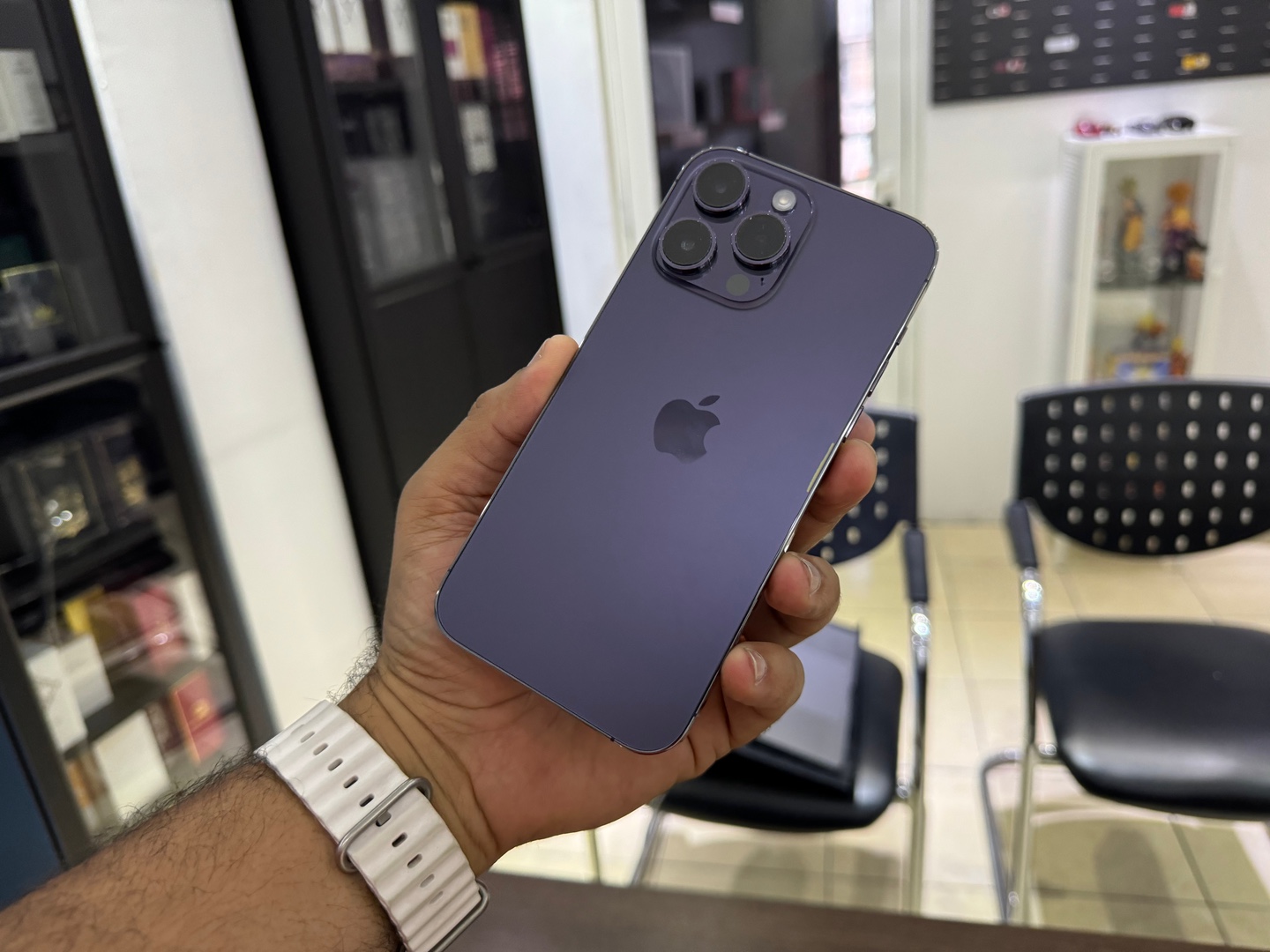 celulares y tabletas - iPhone 14 Pro Max 128GB Purple Como Nuevo, Desbloqueado, RD$ 52,700 NEG 0
