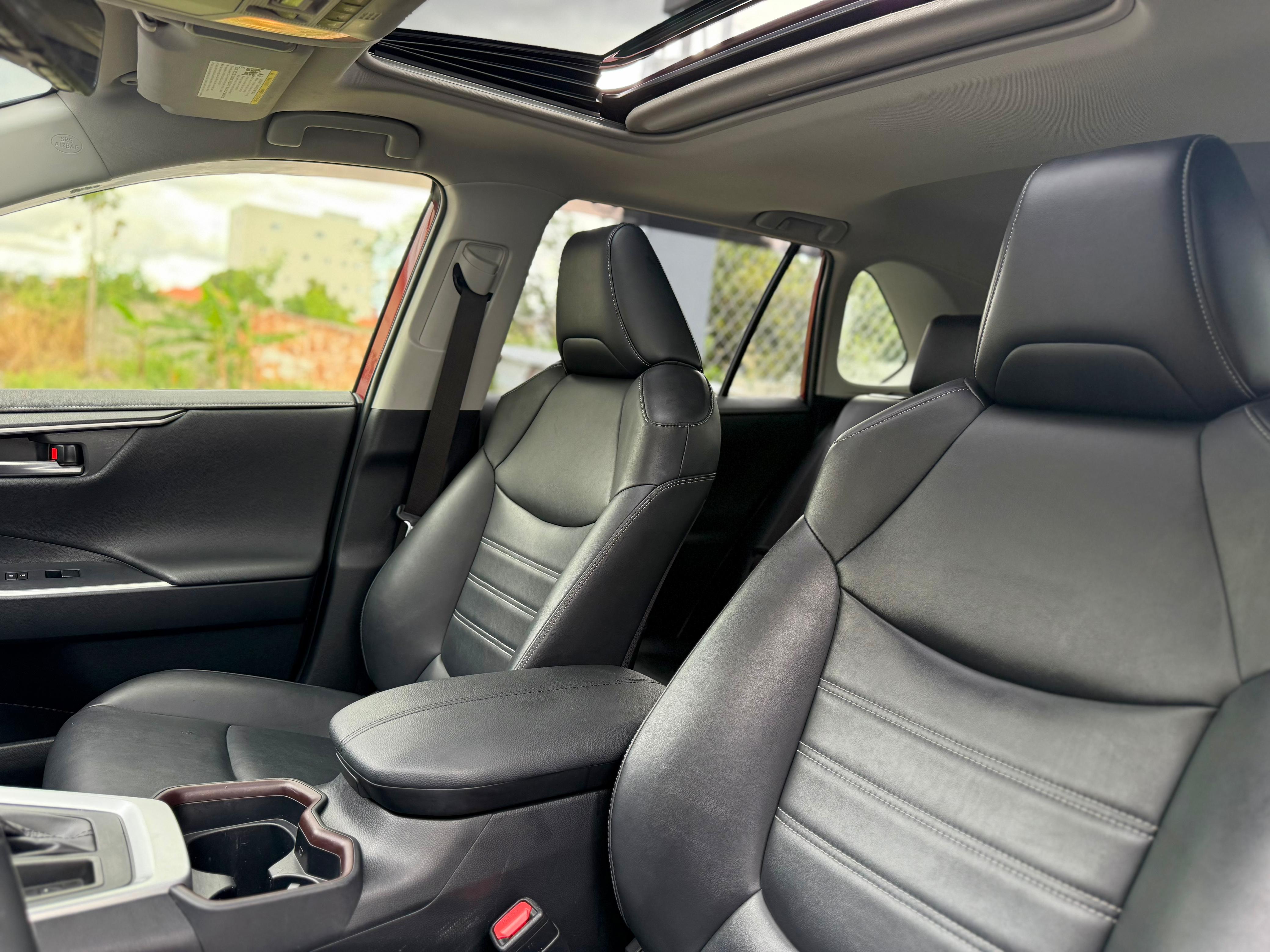 jeepetas y camionetas - Toyota RAV4 Limited 2019 3