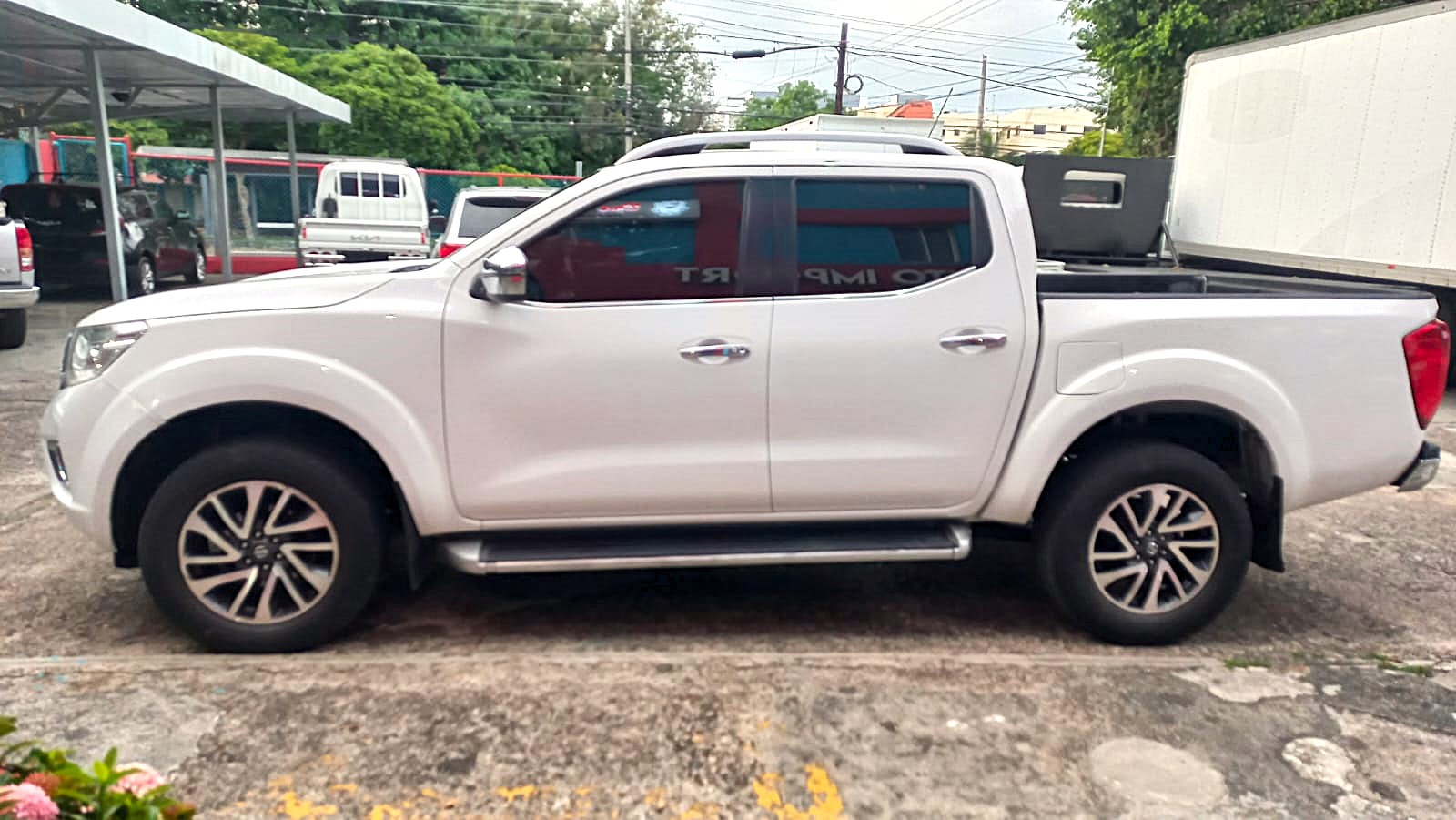 jeepetas y camionetas - Nissan Frontier LE 4WD NP300 2016 Turbo Diesel 7