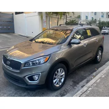 jeepetas y camionetas - Kia Sorento 2017. 4x4. 3 filas asientos. IMPORTADA