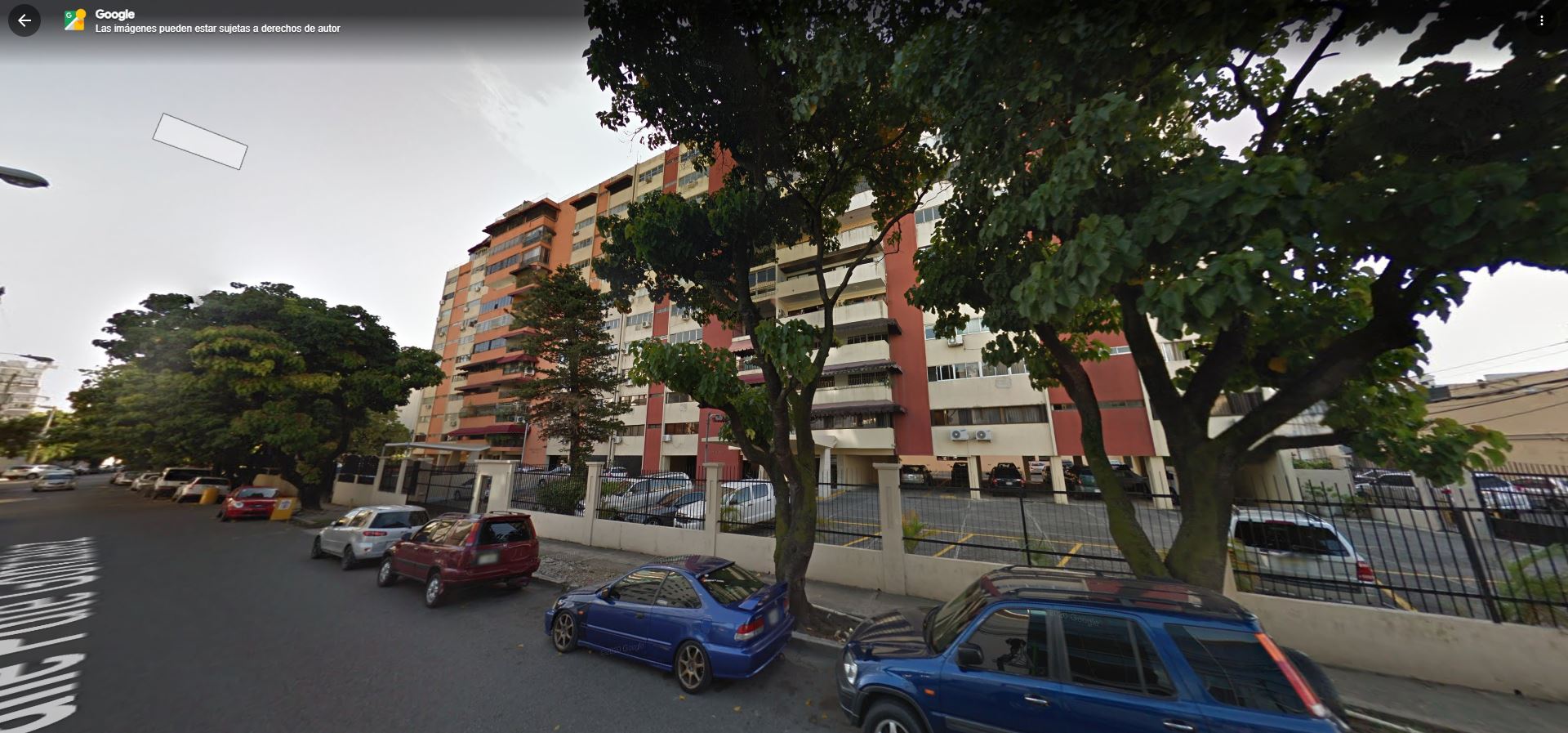 apartamentos - Apartamento en naco para reformar 200m2 1