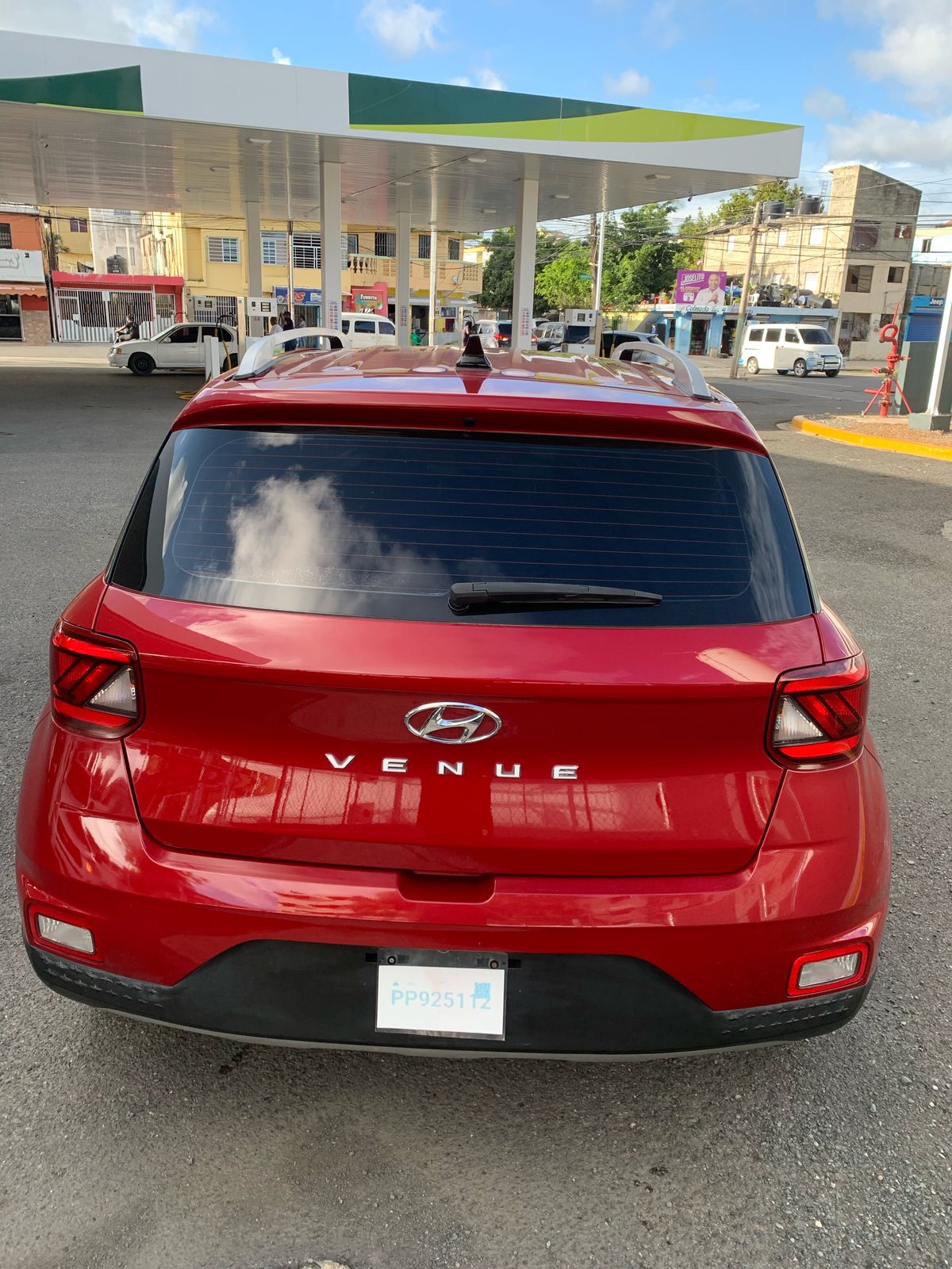 jeepetas y camionetas - Hyundai Venue 2021 Rojo 2