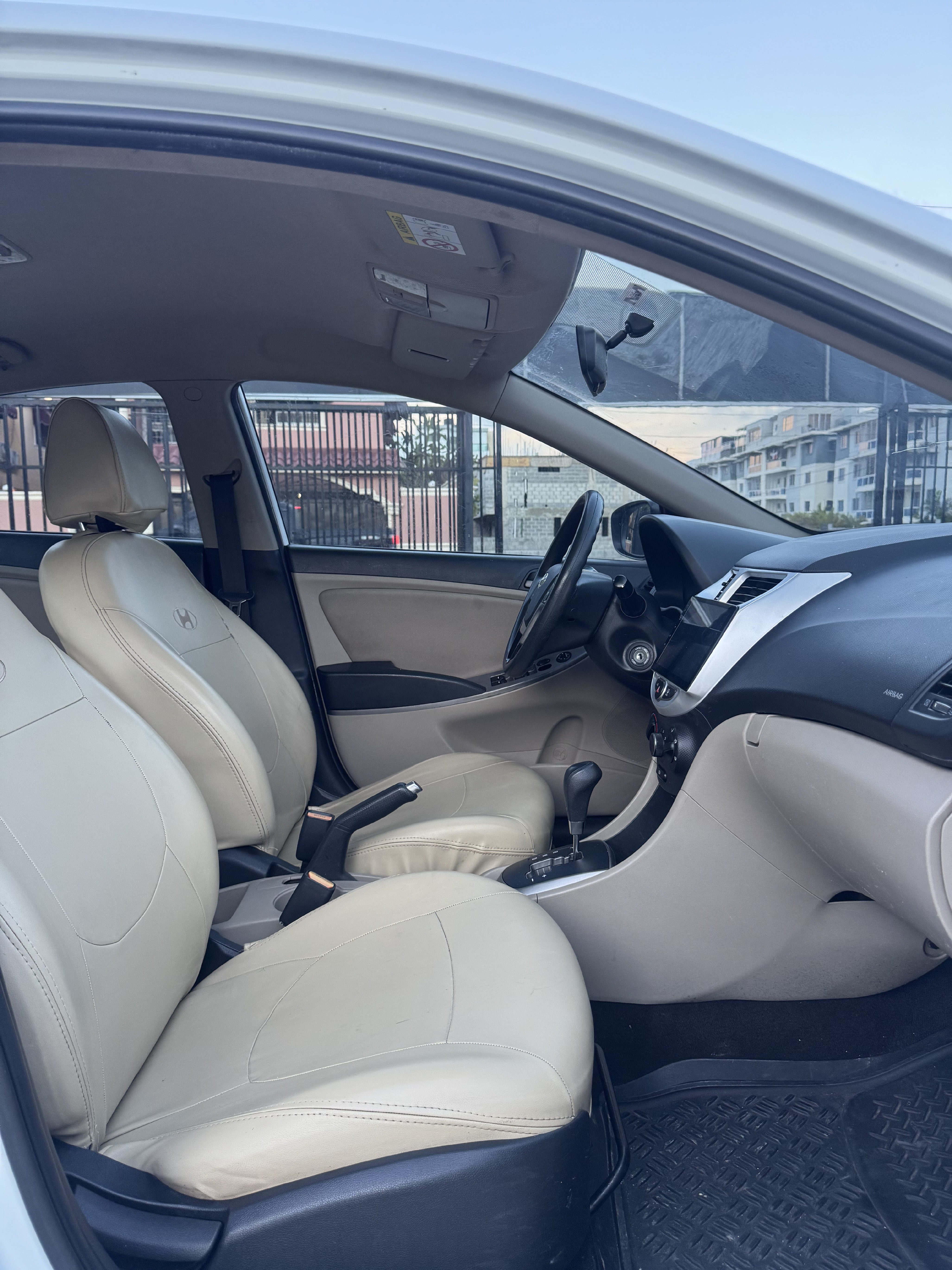 carros - Hyundai Accent 2015 Full  5