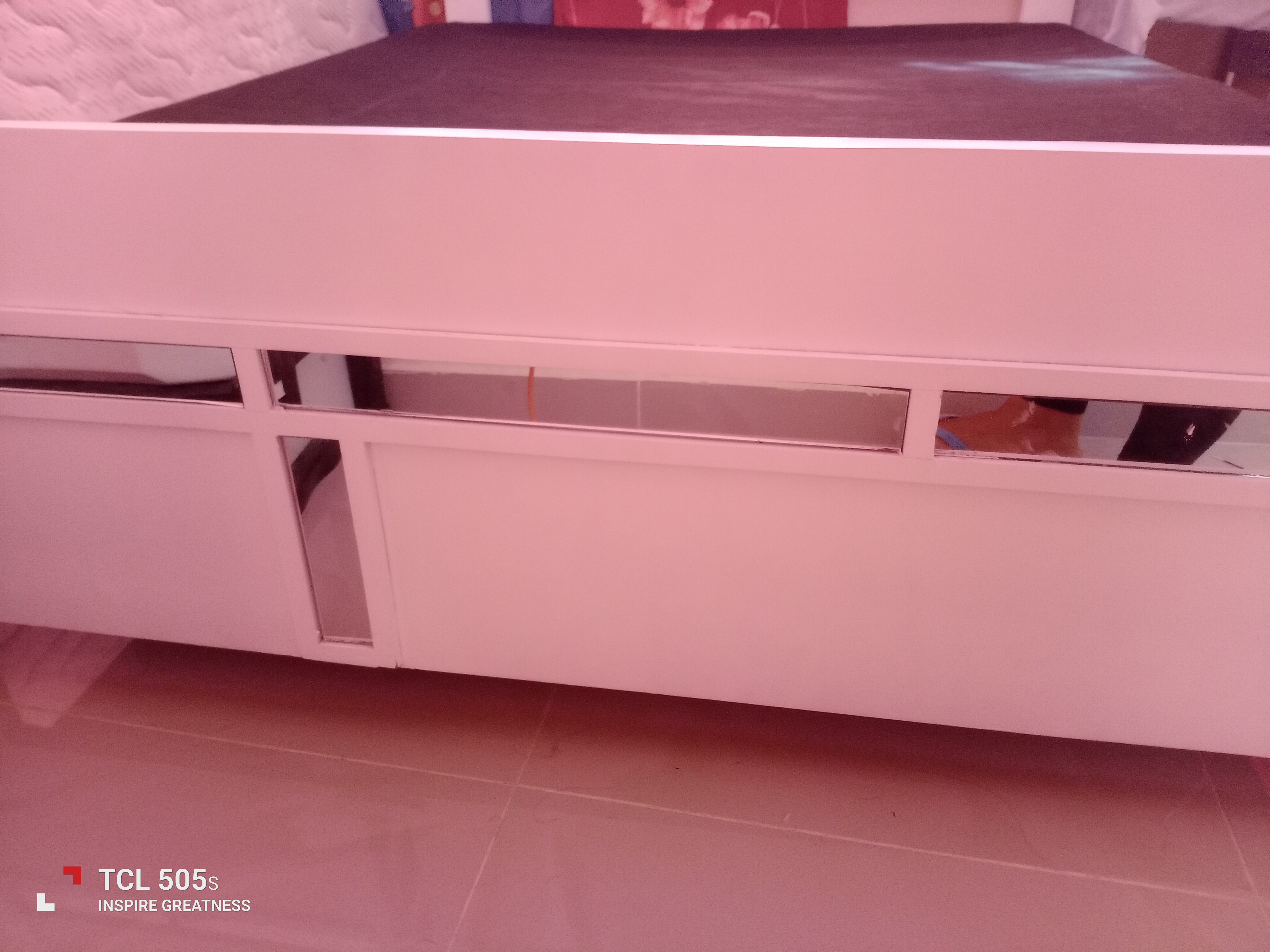 muebles y colchones - vendo base de cama de 60 pulgadas 