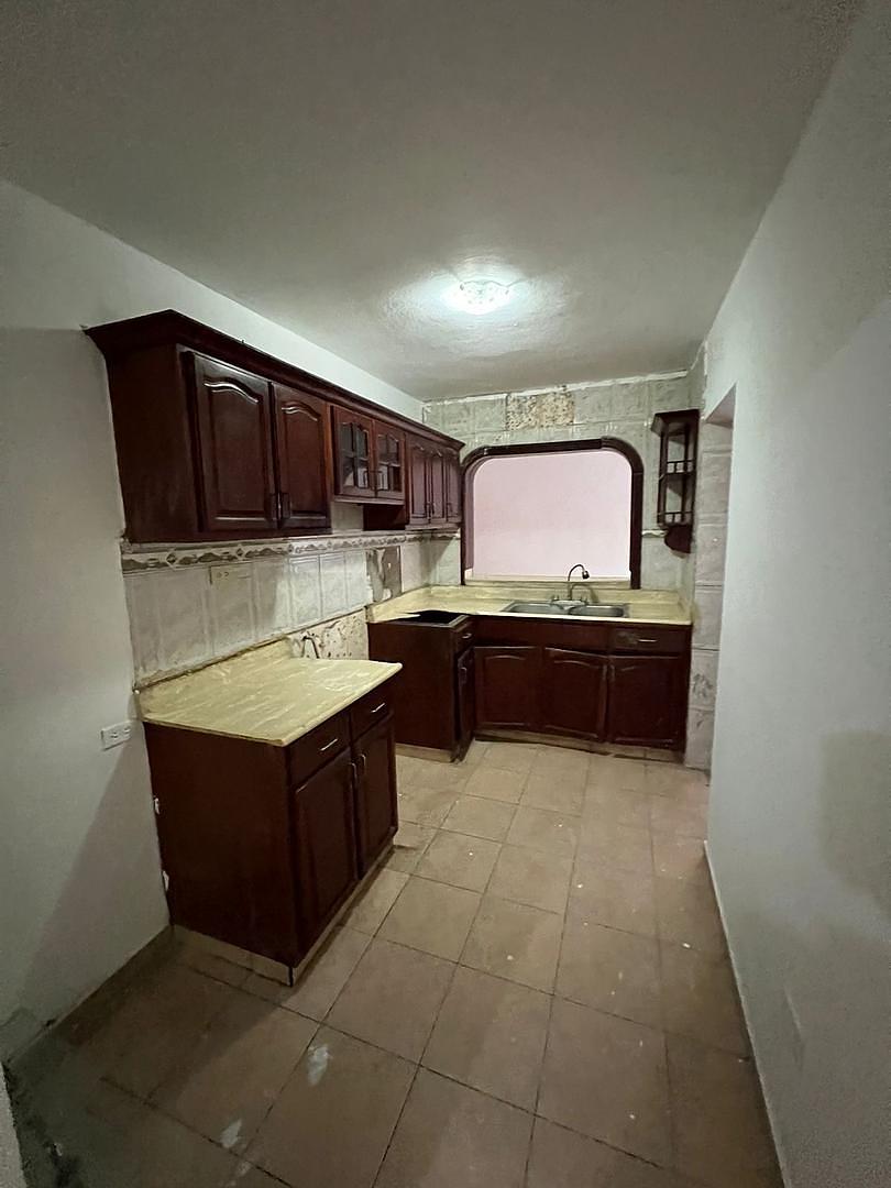 casas - venta de casa de un nivel en lucerna Santo Domingo este  2