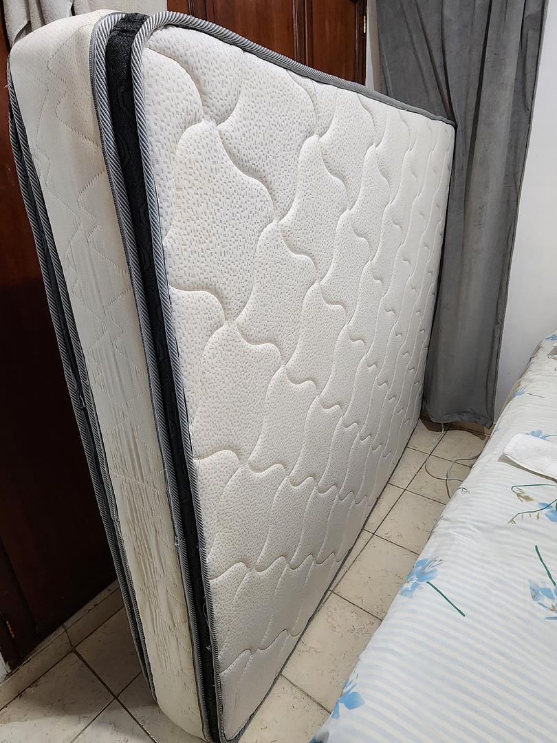 muebles y colchones - Colchón Queen size pillow top, como nuevo! 9