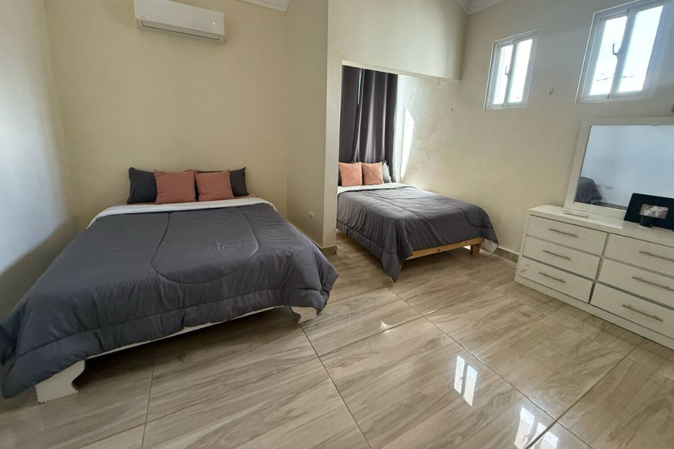 casas - ALQUILER | CASA AMUEBLADA DE 3 NIVELES CON PISCINA 5