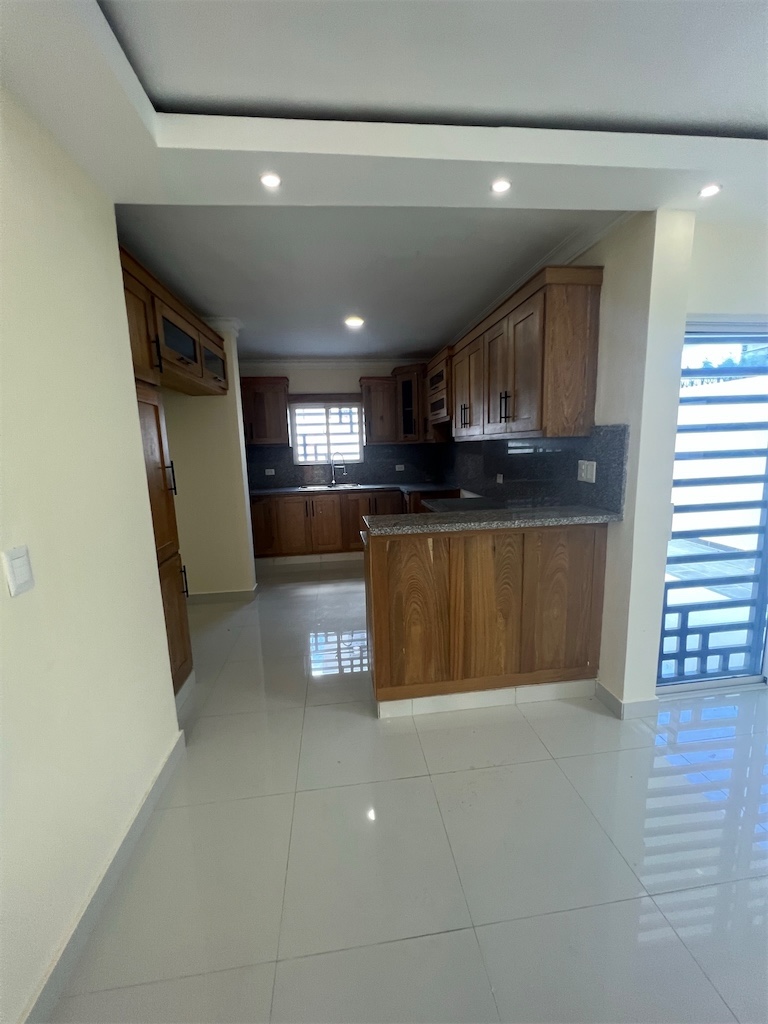 casas - Venta de casa nueva en la Autopista de San Isidro prado oriental Santo Domingo  5