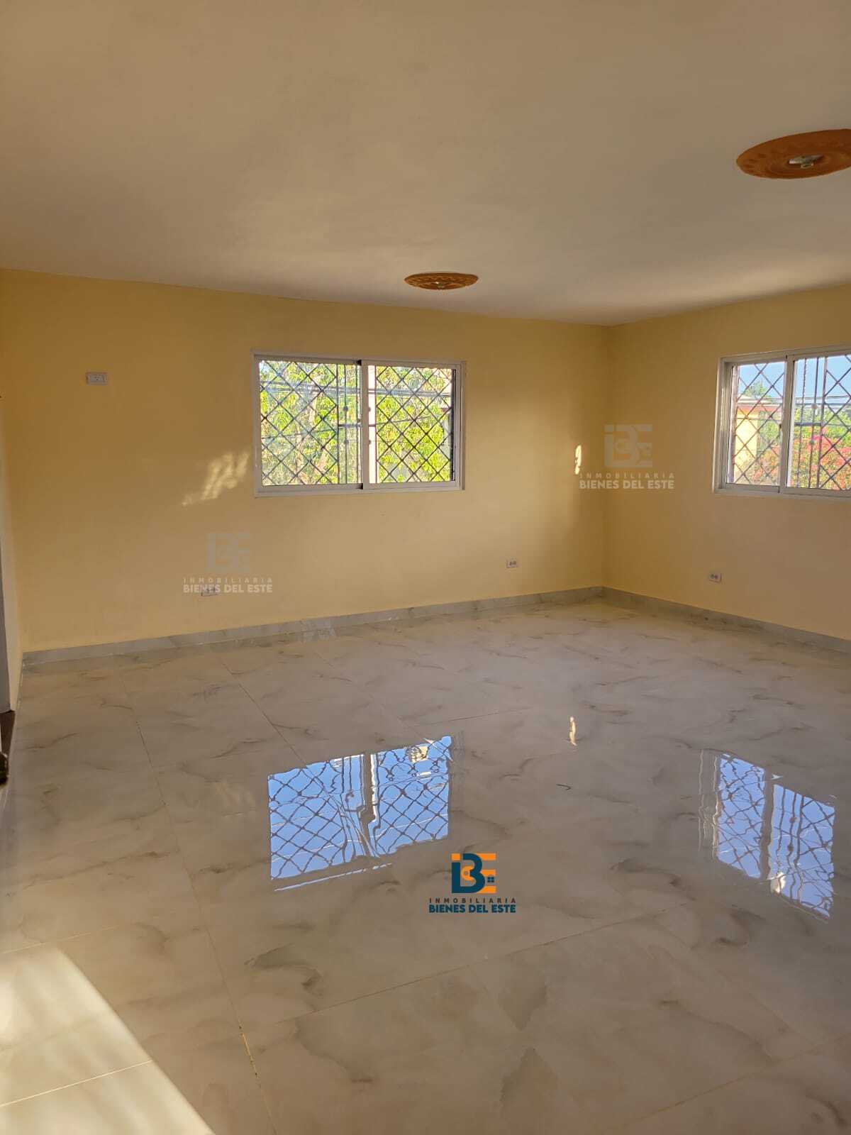 casas - SE Renta Casa Ubicado en El Residencial Naime, SPM 3