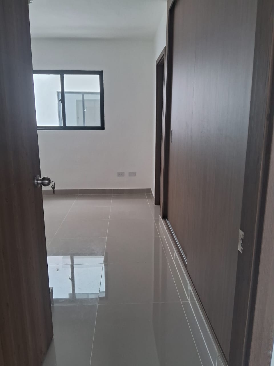 apartamentos - Alquila apartamento Ubicado en Santo domingo este  2