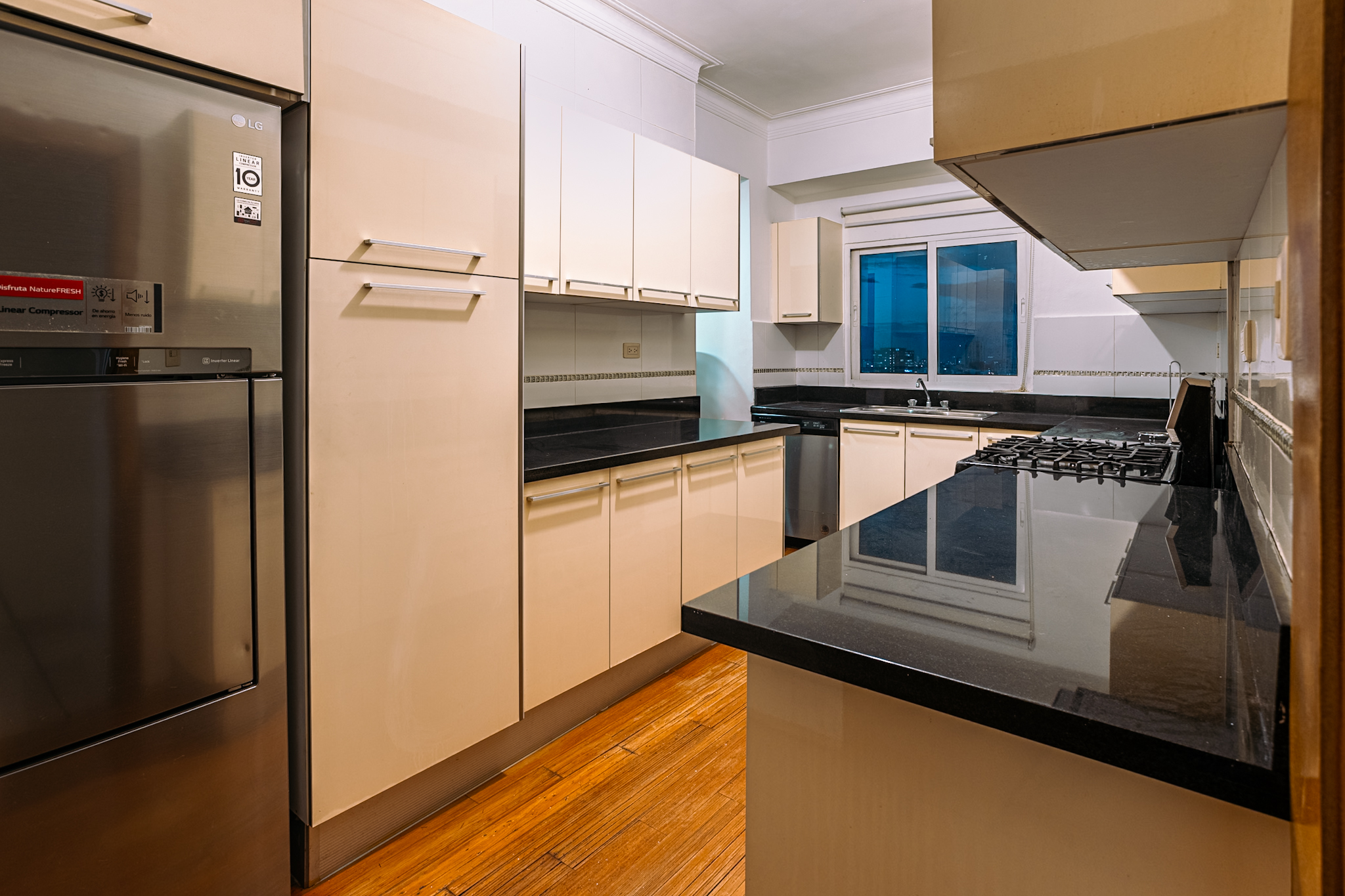 penthouses - Vendo Penthouse en Torre Hispania con vista al mar 8
