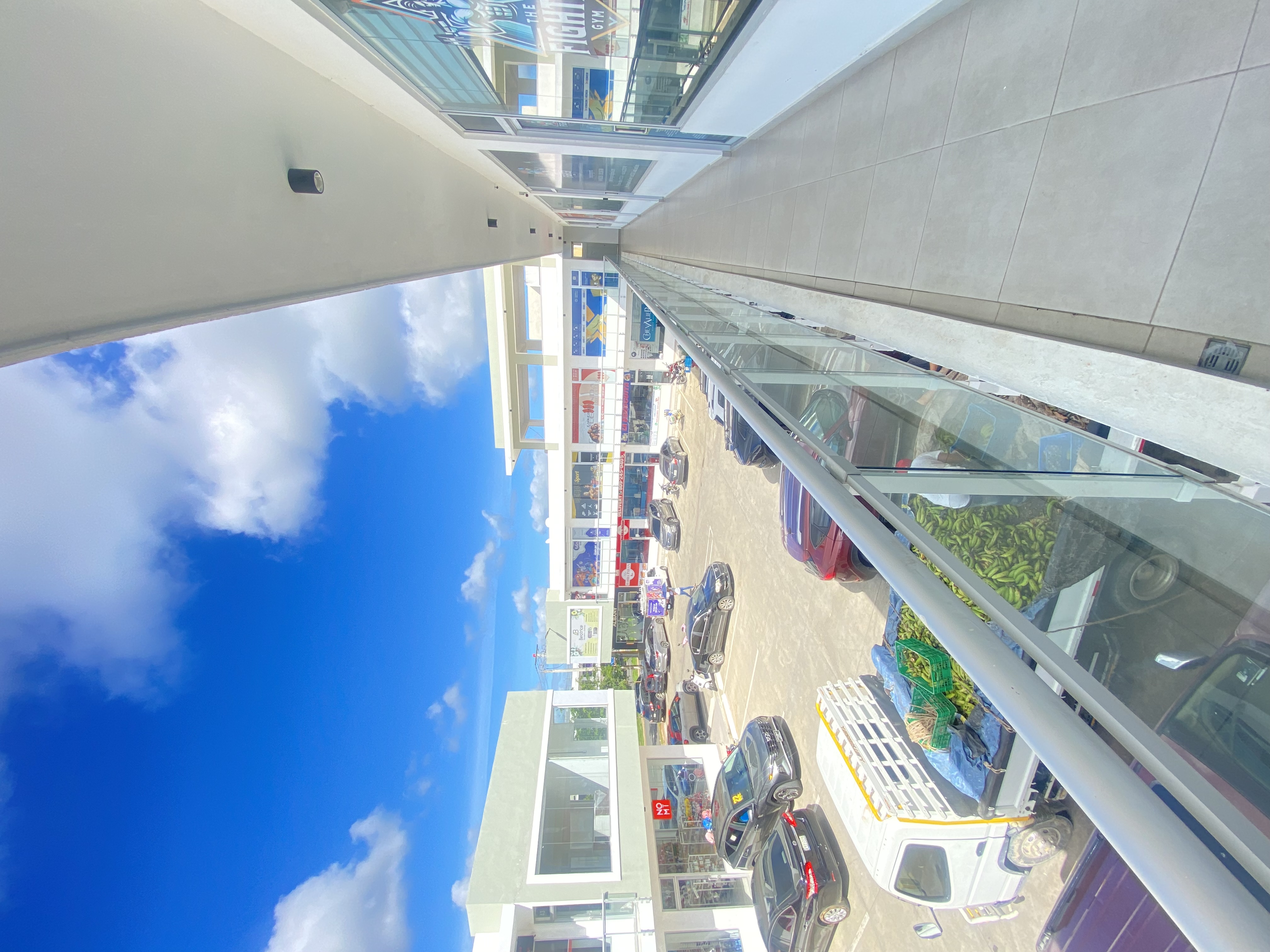 oficinas y locales comerciales - Local en alquiler Santo Domingo este  3