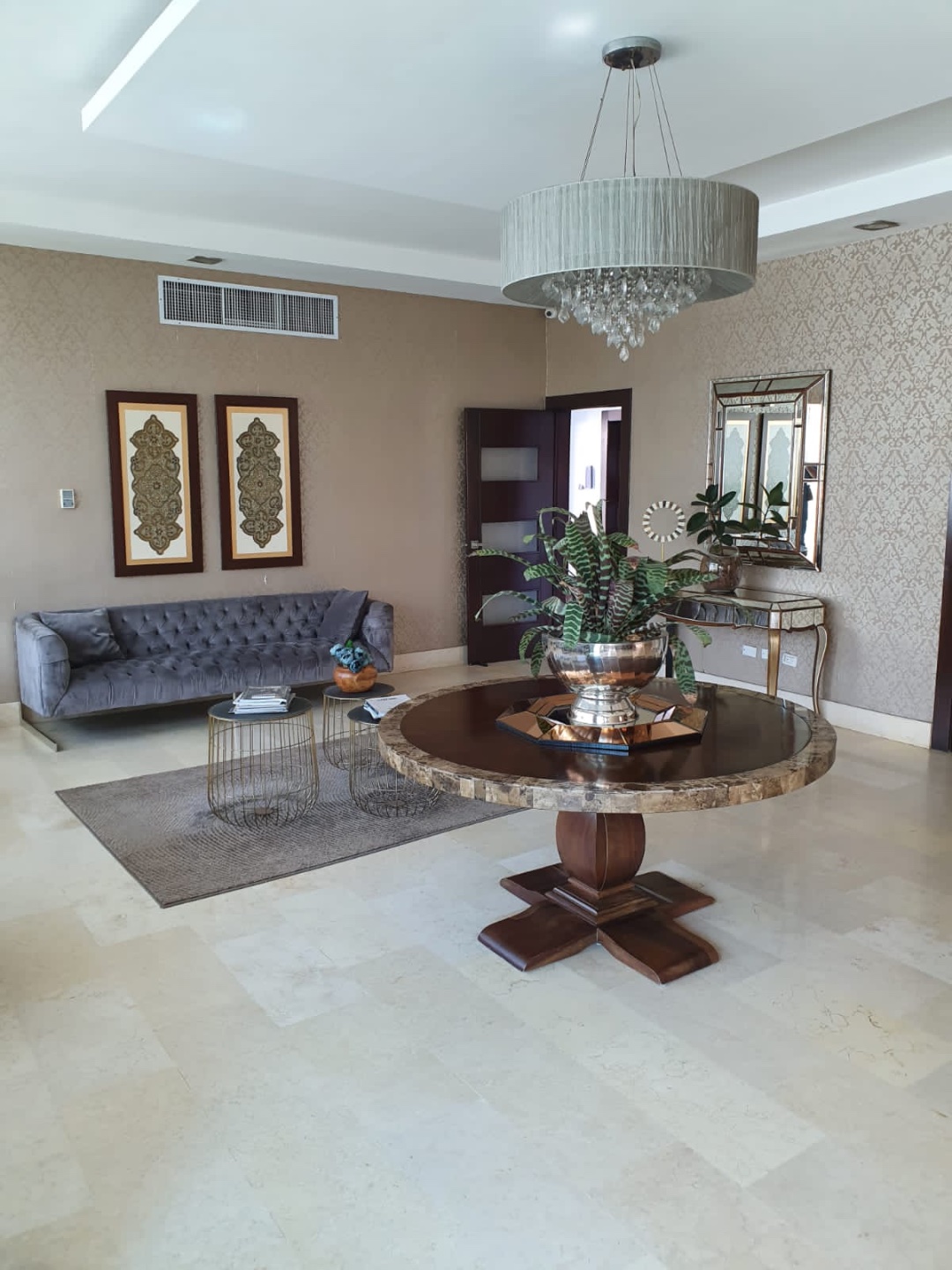 apartamentos - EXCELENTE APARTAMENTO CON IMPONENTE VISTA EN EXCELENTE UBICACION