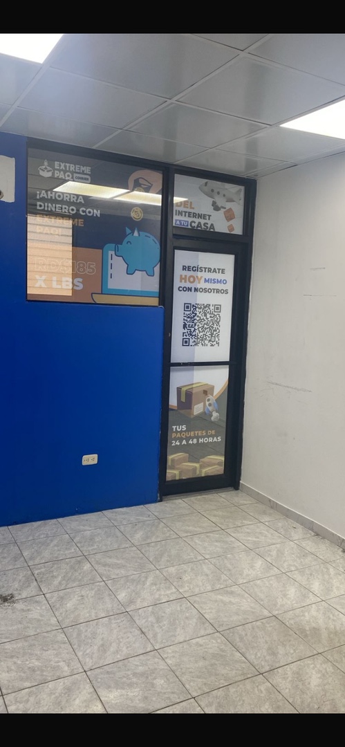 oficinas y locales comerciales - Local 23 metros Urb Fernández  us600 0