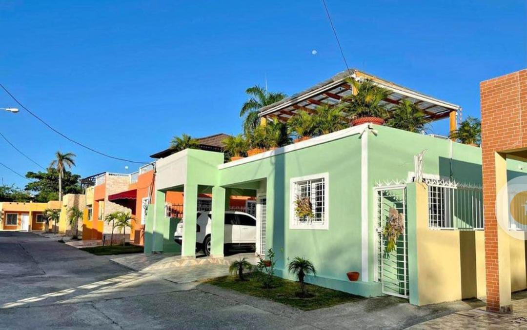 casas vacacionales y villas - Vivienda a solo 7 Minutos de la Playa, Puerto Plat 0