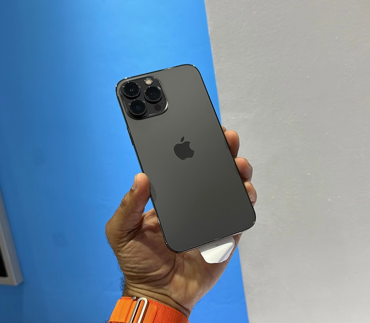 celulares y tabletas - Vendo iPhone 13 Pro Max 128GB Gold Nuevo, Desbloqueado, RD$ 59,500 NEG/TIENDA!!!