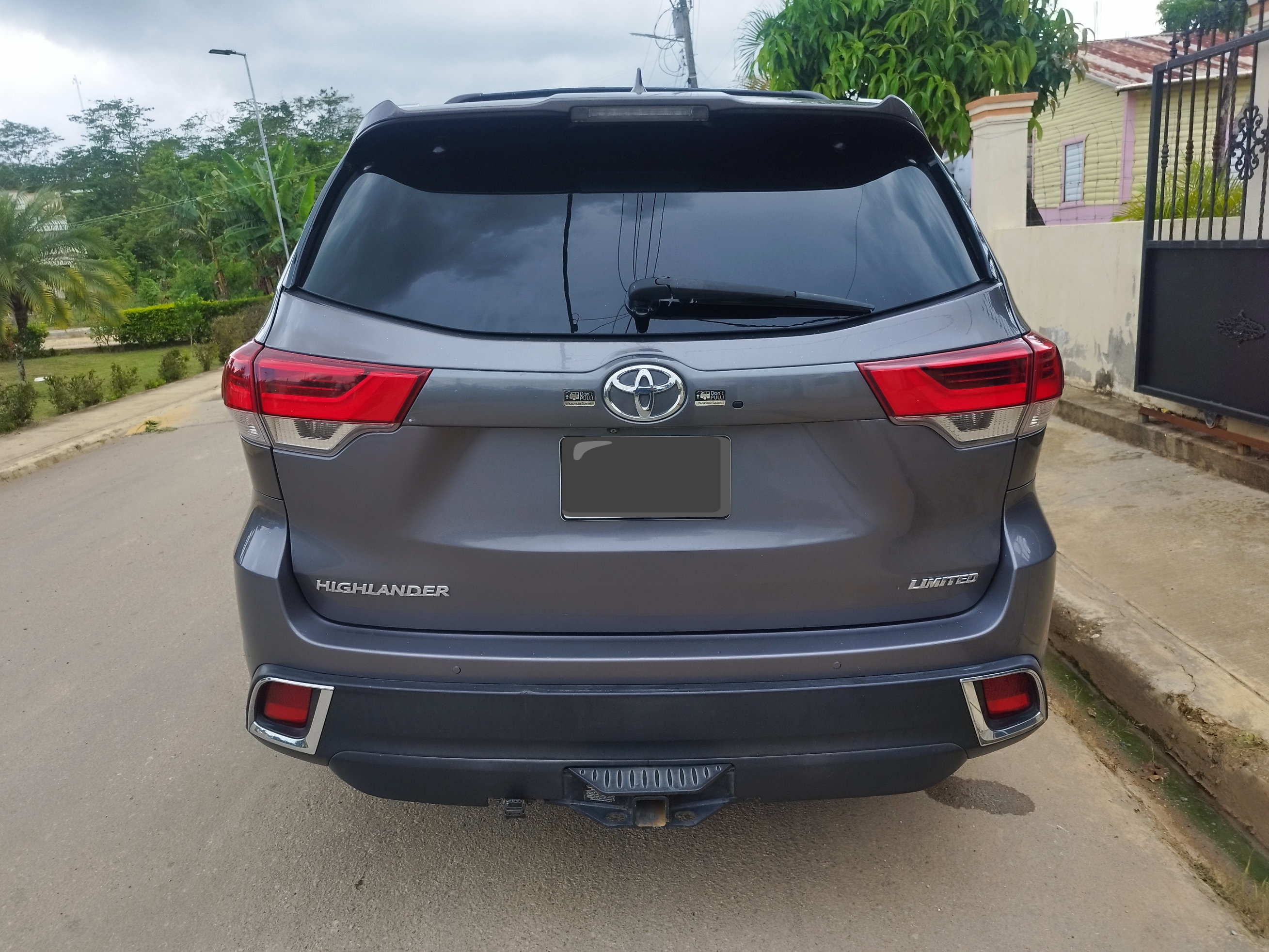 jeepetas y camionetas - 2019 Toyota Highlander Limited  1
