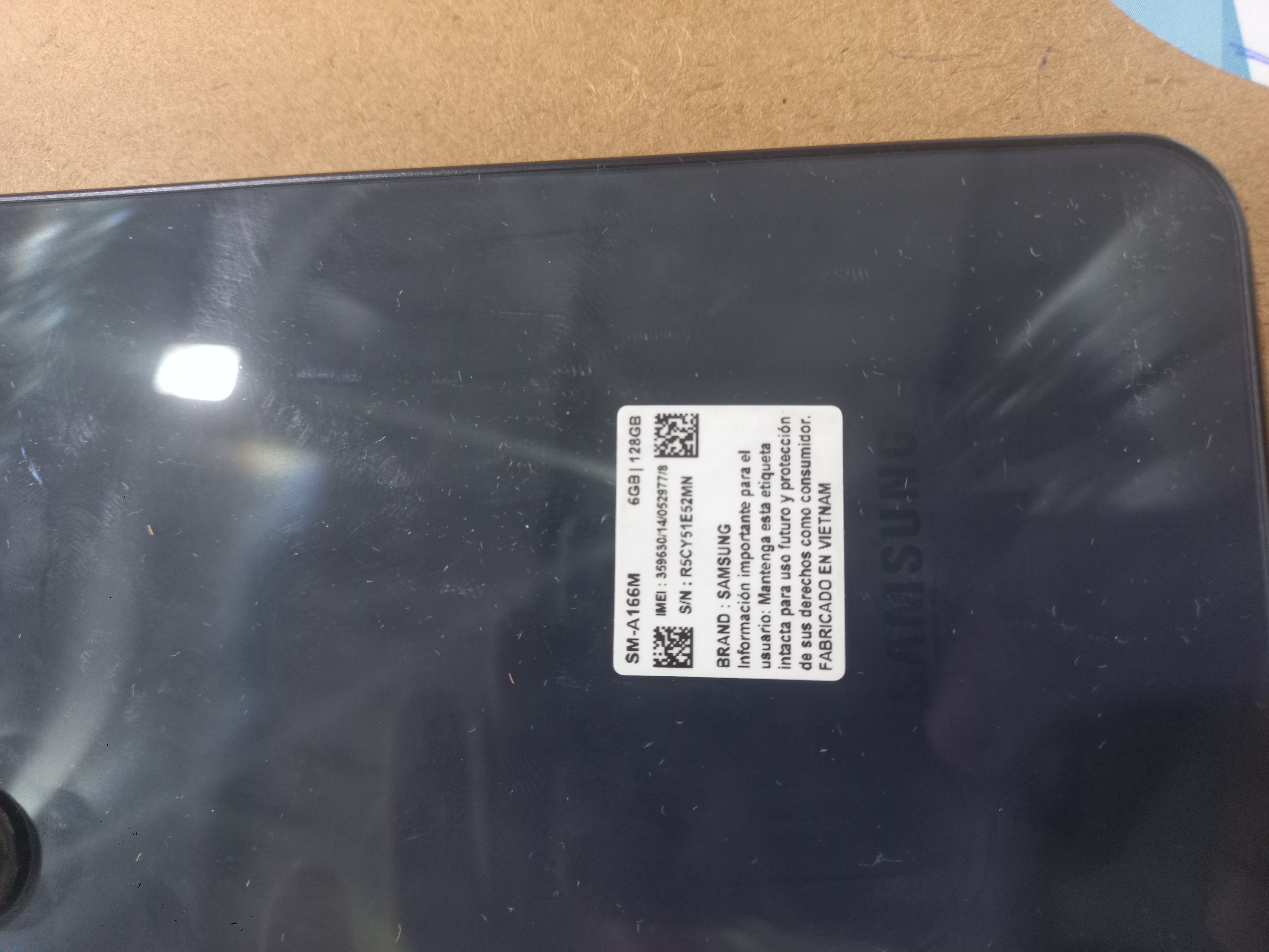 celulares y tabletas - de oportuna vendo Samsung galaxy A 16 5g nuevo solo tiene un pequeño golpe abajo 1