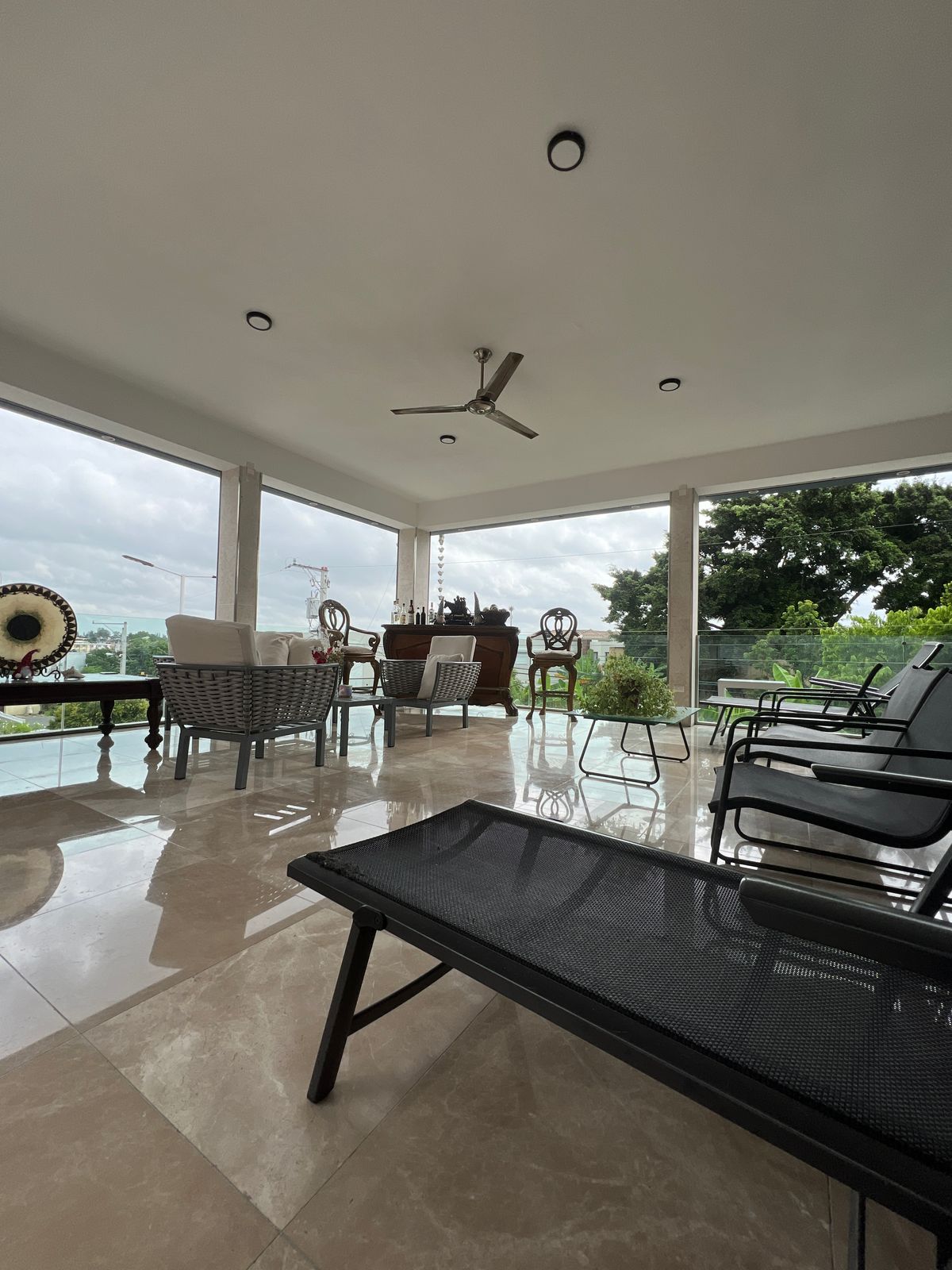 casas - Lujo y Comodidad Los Ríos Casa En Venta 1155 mts 4