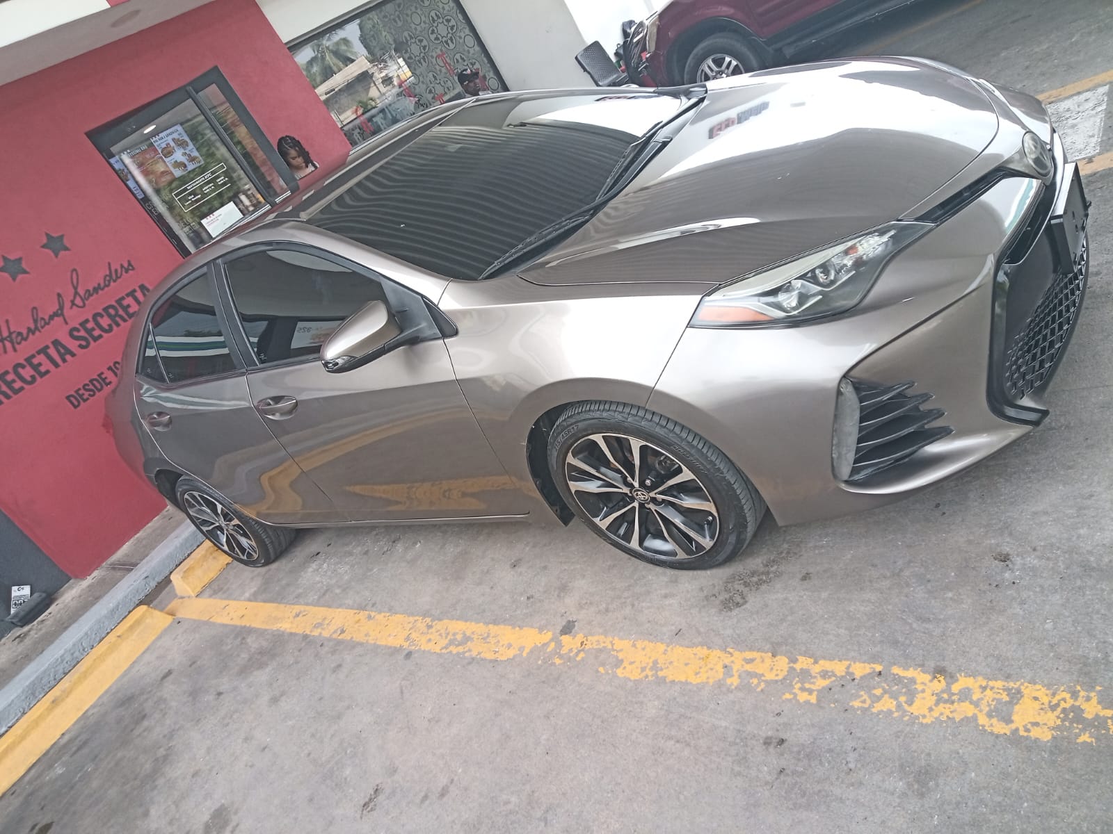 carros - TOYOTA COROLLA SE 2019 1