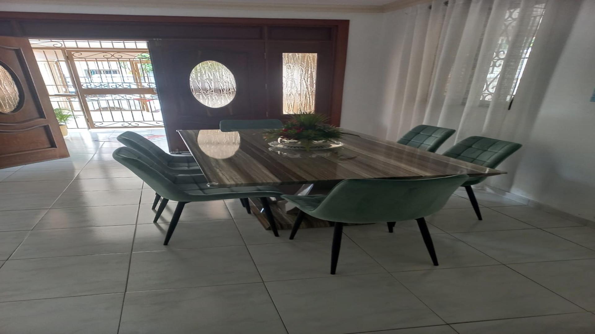 casas - CASA EN VENTA RESIDENCIAL EUGENIO MARIA DE HOSTOS 0