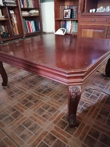 decoración y accesorios - Mesa de caoba cuadrada grande para espacio amplio de  sala , terraza o estar. 2