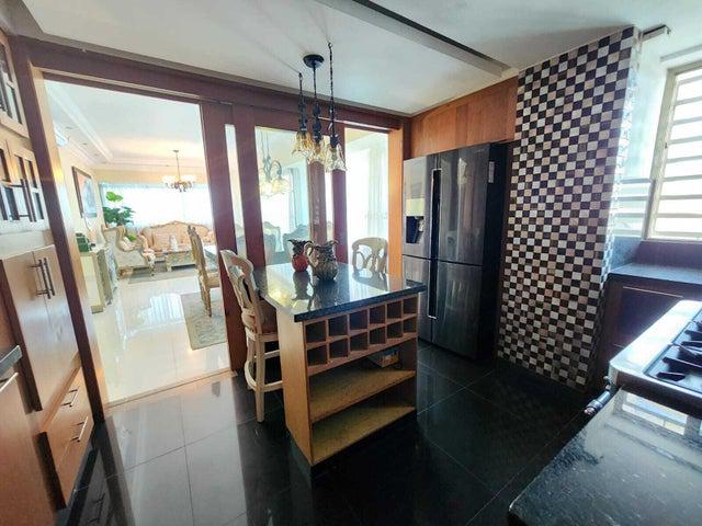 apartamentos - Apartamento en alquiler Los Cacicazgos Santo Domingo 2