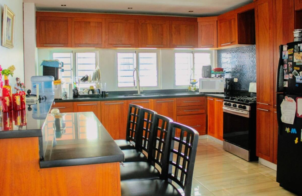 casas - ALQUILER | CASA AMUEBLADA DE 3 NIVELES CON PISCINA 9